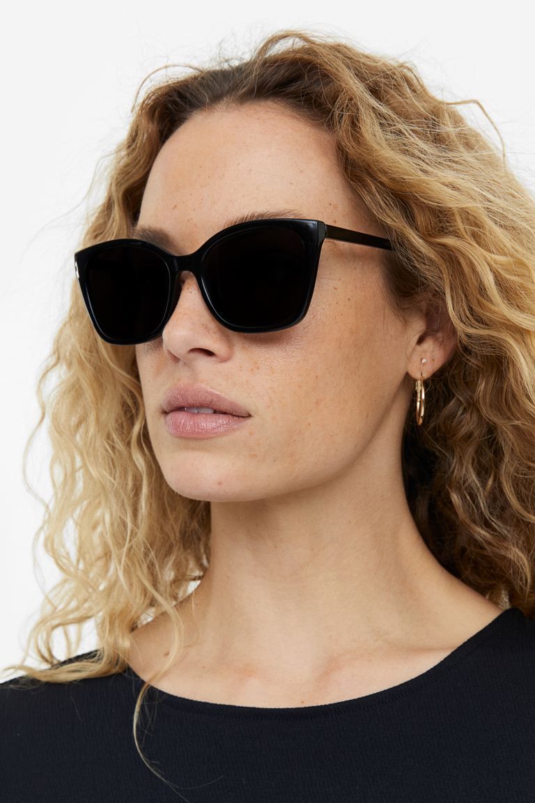 Sunglasses - Black - Ladies | H&M GB | H&M (UK, MY, IN, SG, PH, TW, HK)