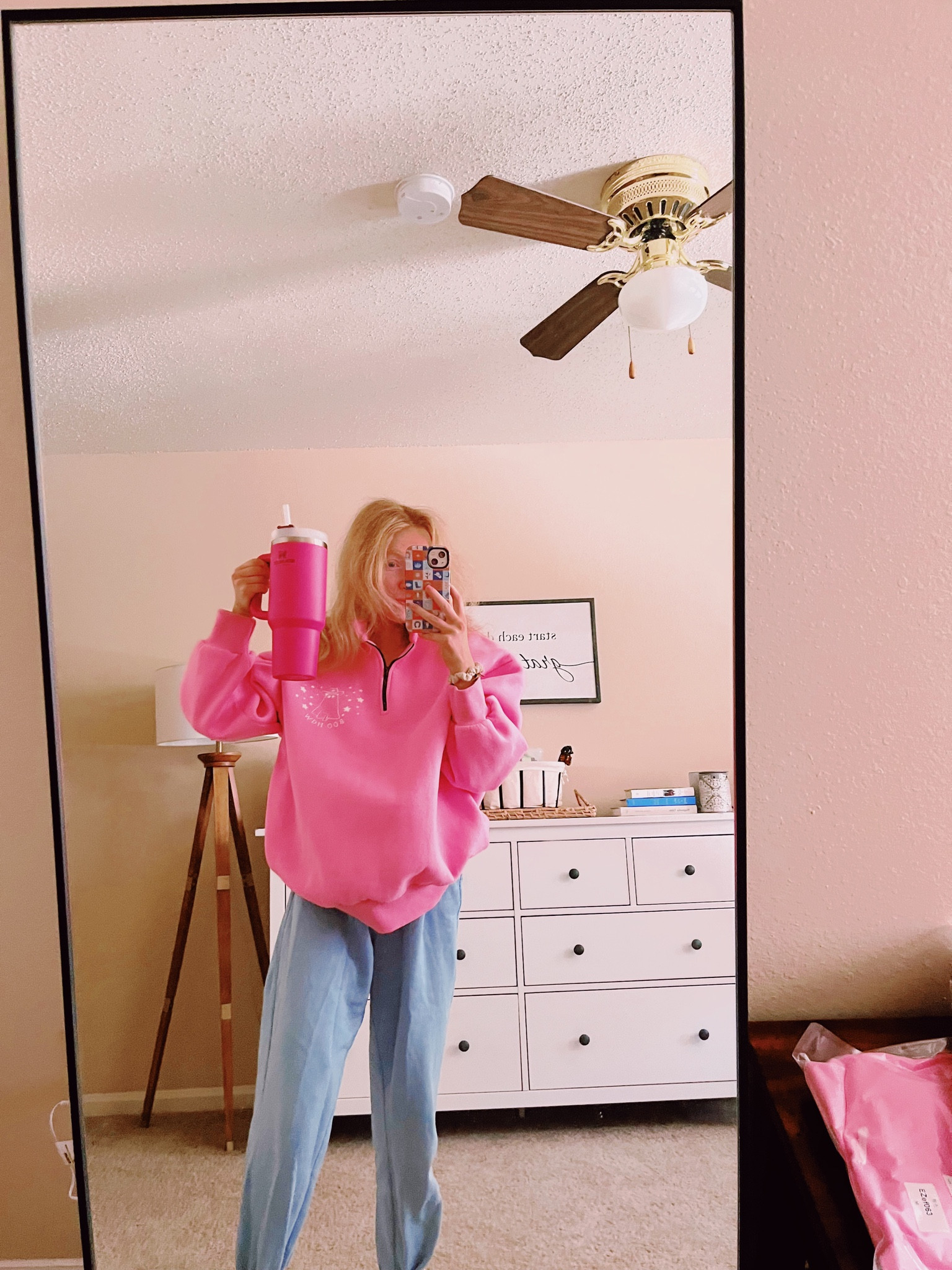 cozy at home outfit 

#LTKSeasonal #LTKFind #LTKfit