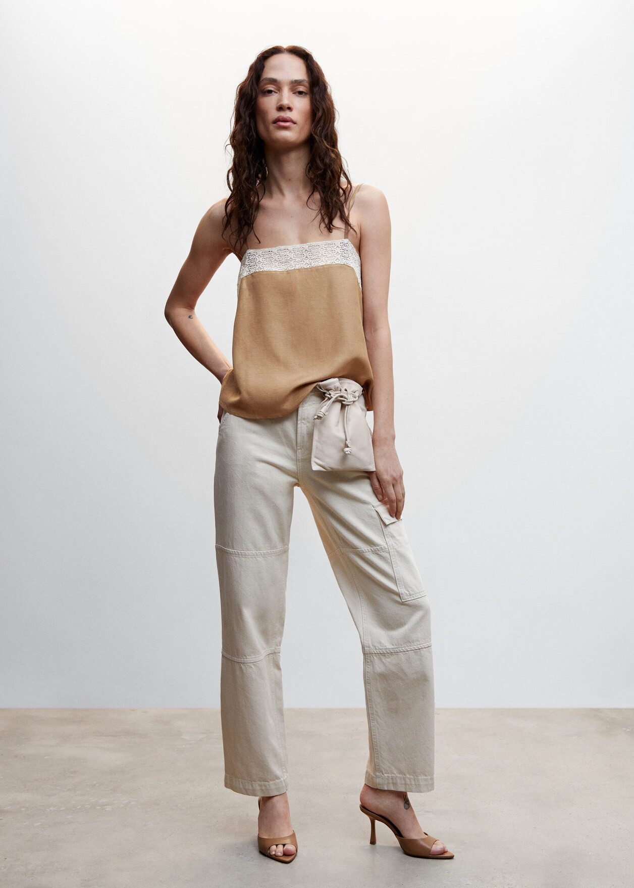 Lace panel top | MANGO (US)