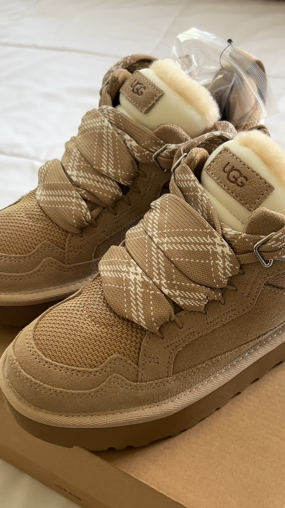 just in time for fall🤩🤎 ugg lowmel sneakers in ‘sand’

#LTKSeasonal #LTKFallSale