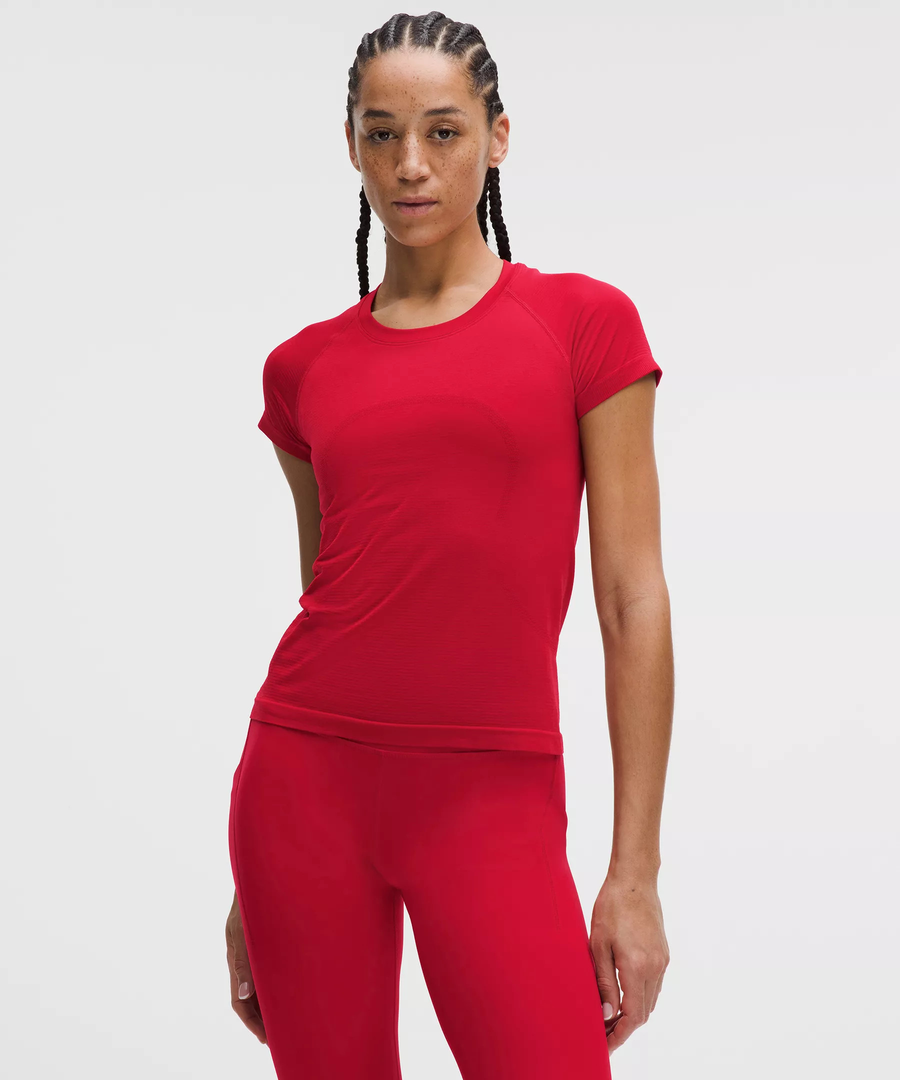 Swiftly Tech Short-Sleeve Shirt 2.0 *Waist Length | Women's Short Sleeve Shirts & Tee's | lululem... | Lululemon (US)