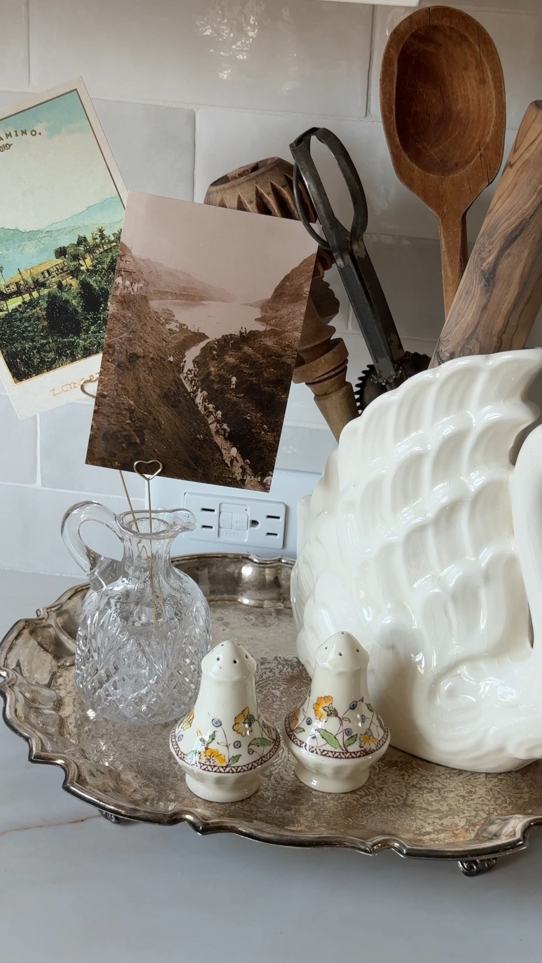Linking these adorable heart photo holders here!

#LTKHome #LTKTravel #LTKSeasonal