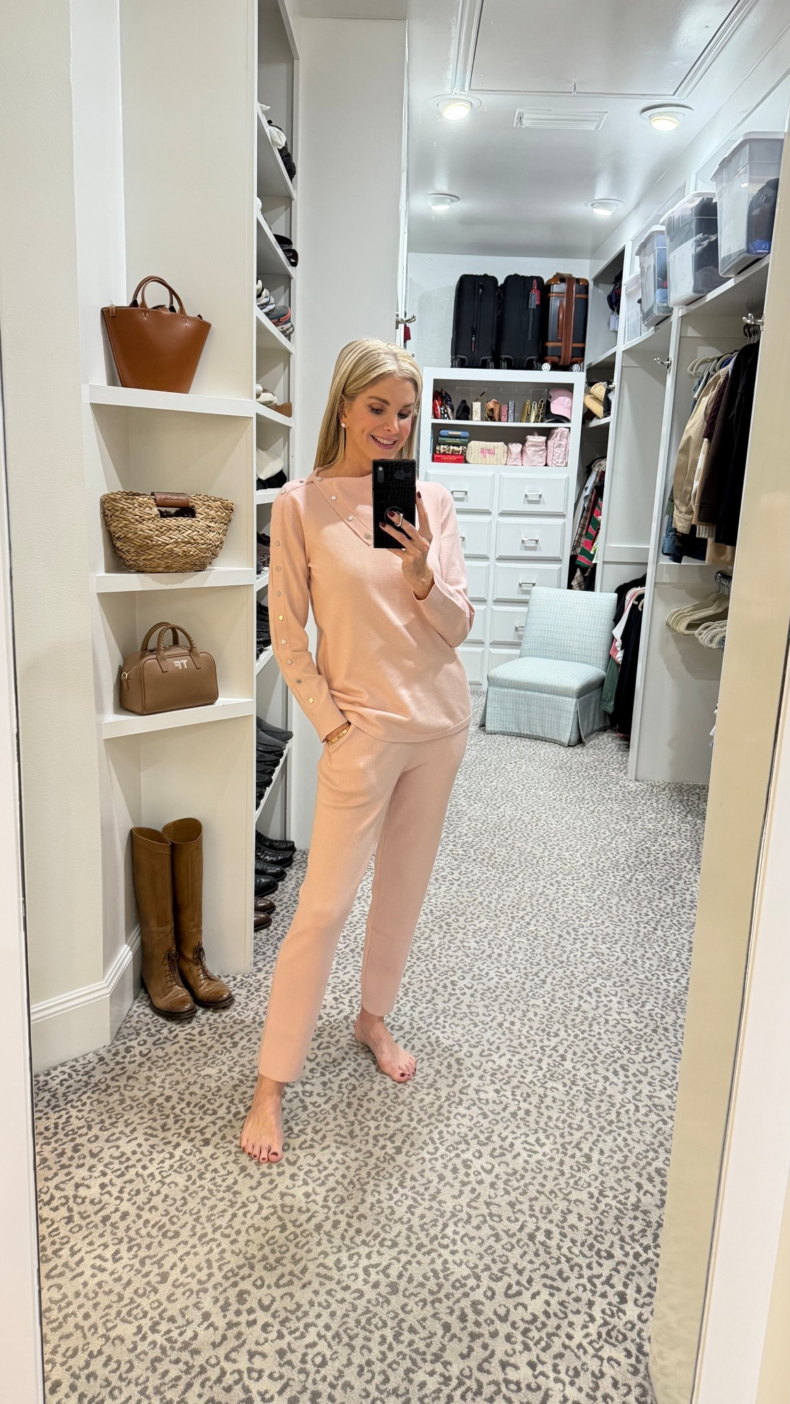 Cozy sweater loungewear set on repeat. Size 0  

#LTKSeasonal #LTKOver40