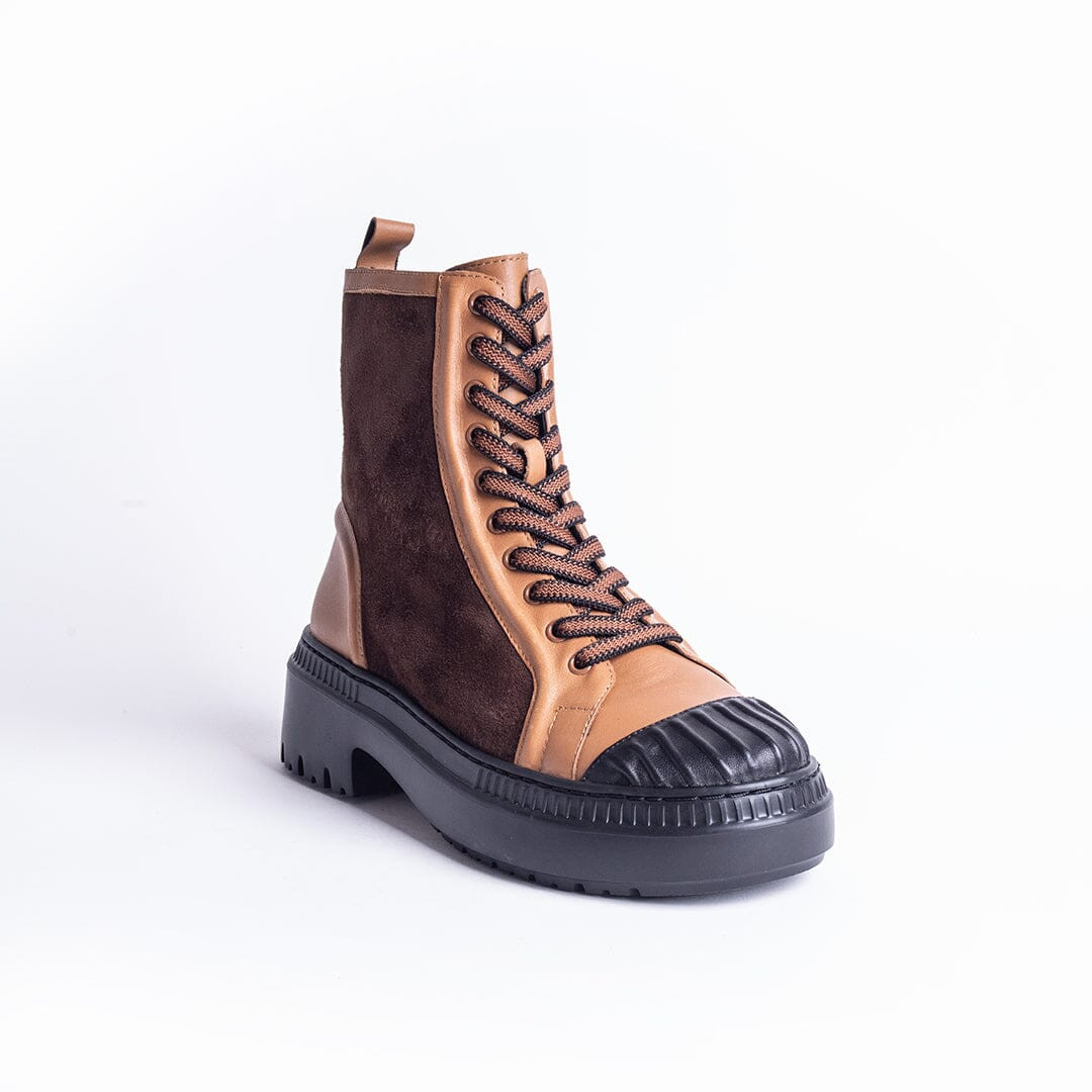 Cecelia New York-CARLOS combat lug sole leather boot chocolate | Cecelia New York