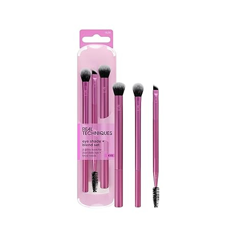 Real Techniques Eye Shade & Blend Makeup Brush Trio, For Eyeshadow & Liner, Makeup Tools for Shap... | Amazon (US)