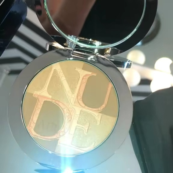 Dior 

#LTKBeauty #LTKWatchNow #LTKMostLoved