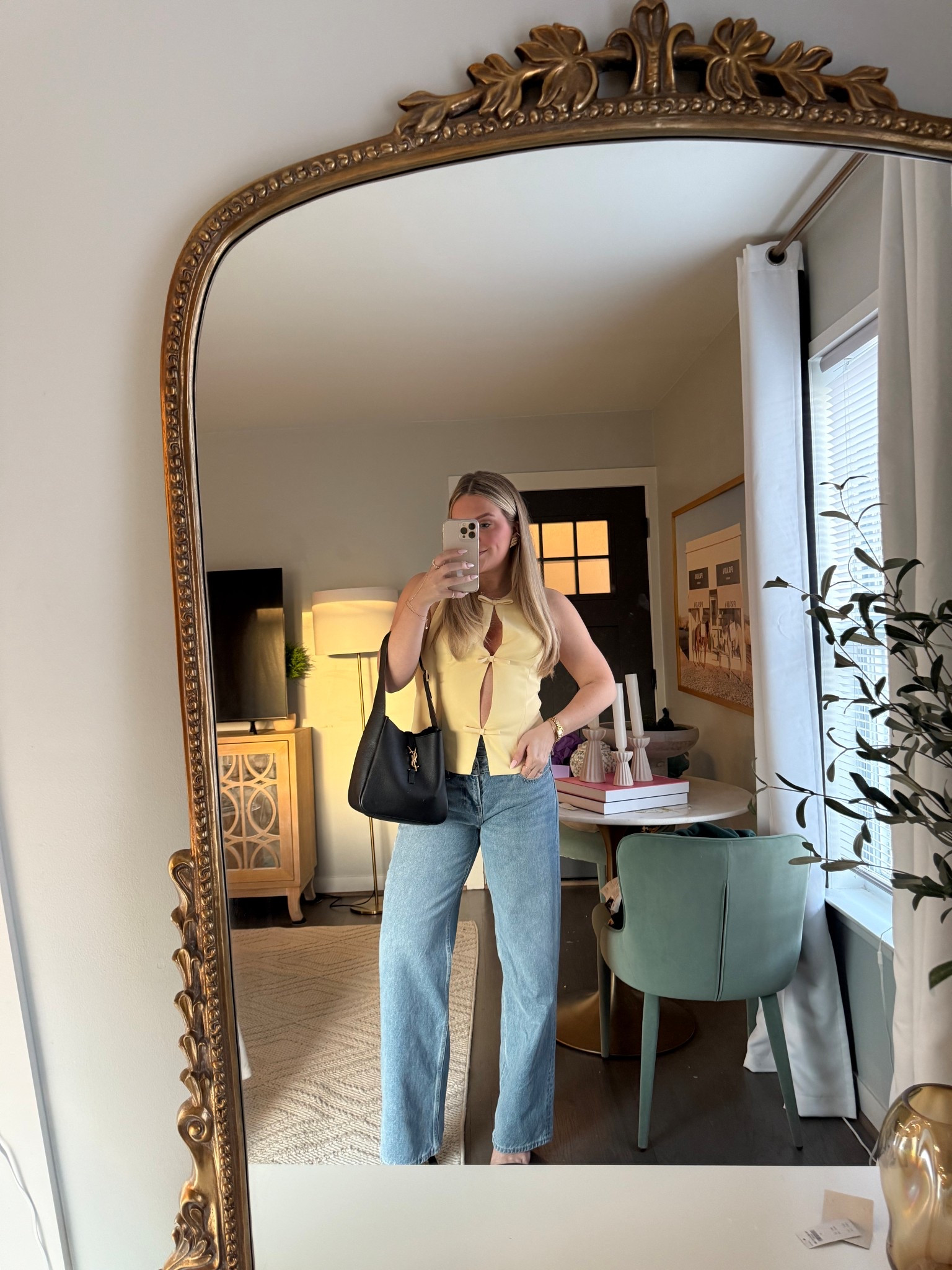 Abercrombie top and jeans 💛 wearing a medium in the top and 27 in jeans!

#LTKFindsUnder100 #LTKStyleTip