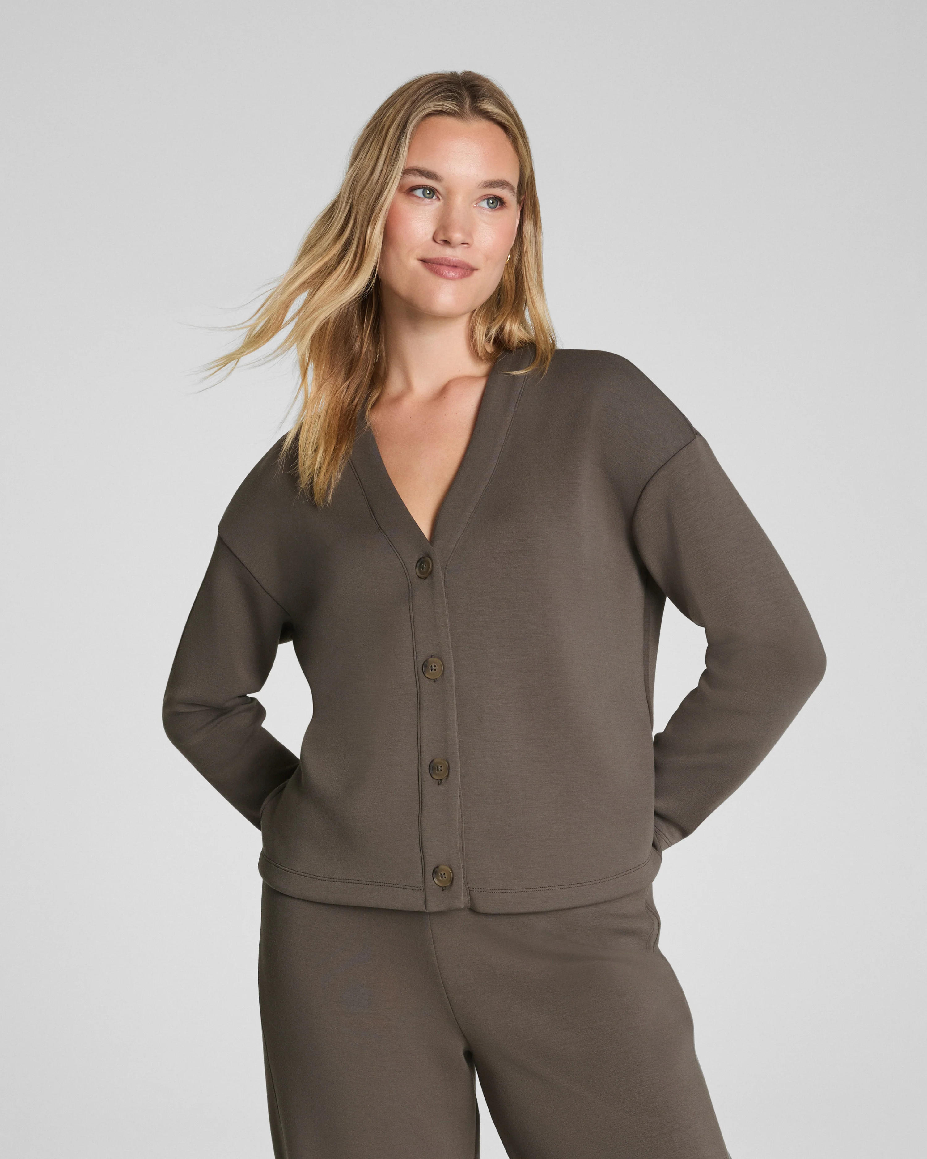 AirEssentials Cardigan with 4-Way Stretch | SPANX | Spanx Canada