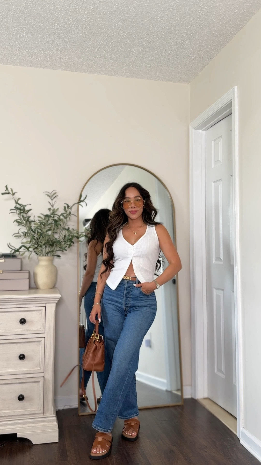 Cute top & jeans ootd inspo ✨ wearing my favorite Levi’s size 25 

#LTKFindsUnder50 #LTKSummerEdit #LTKStyleTip