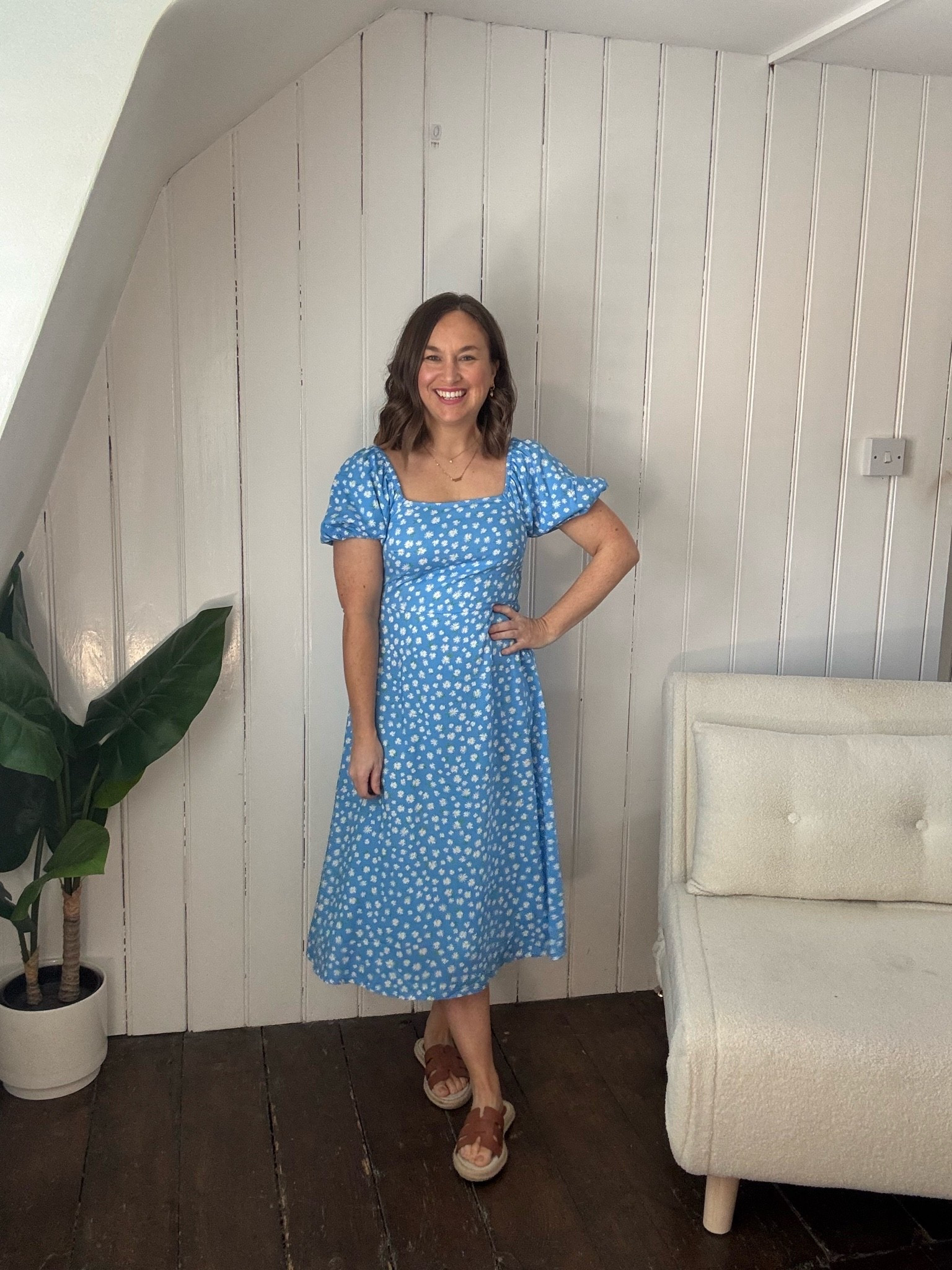Petite summer floral midi dress 👗

#LTKsummer #LTKpetite #LTKstyletip