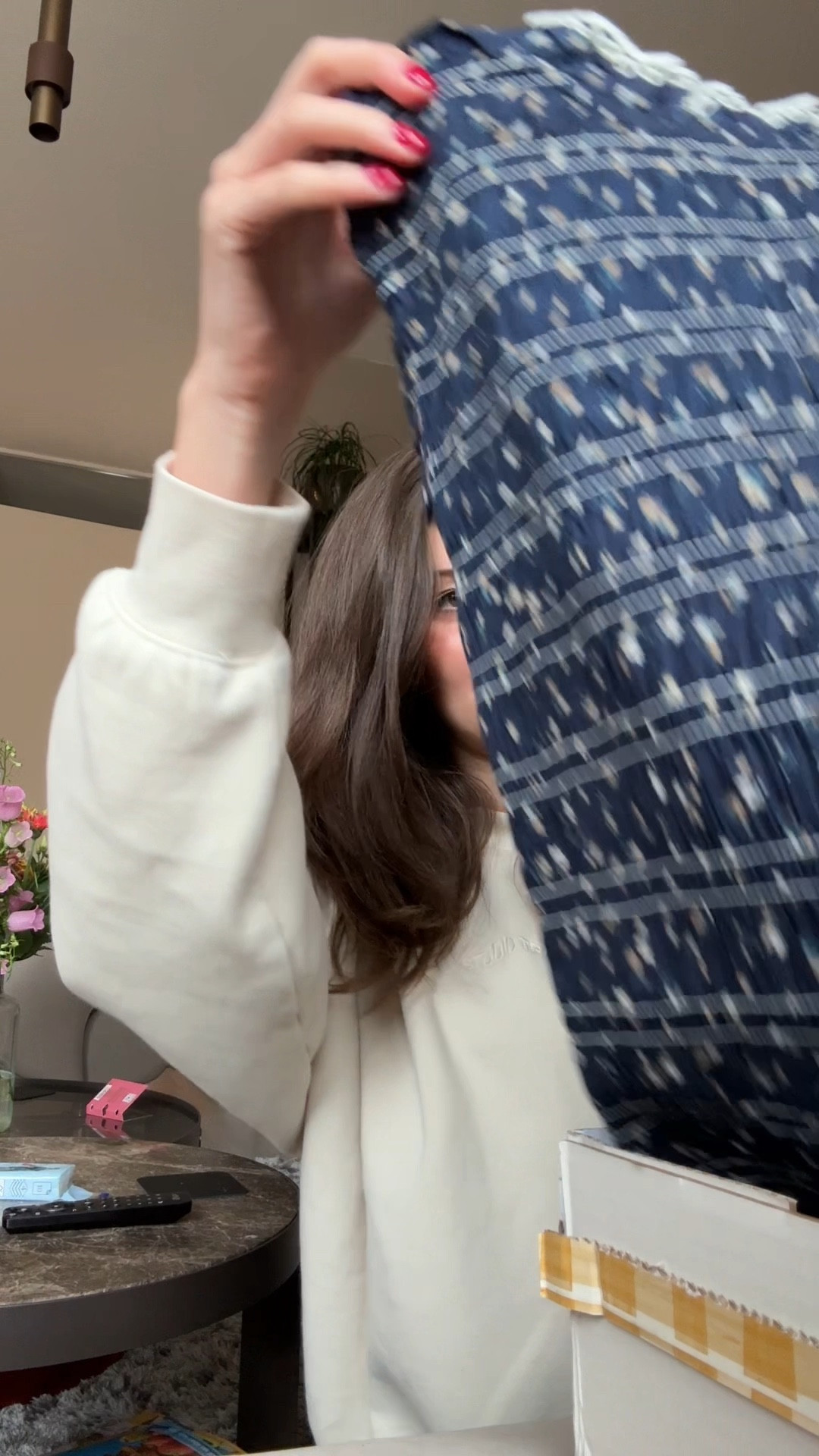 Sezane unboxing

🏷️ luxury, chique, chic, outfit, French, marine blue, suit, pak, donkerblauw, zomer, flower print, cute top, girly top, ootd, inspirationn

#LTKstyletip #LTKnederlands #LTKeurope