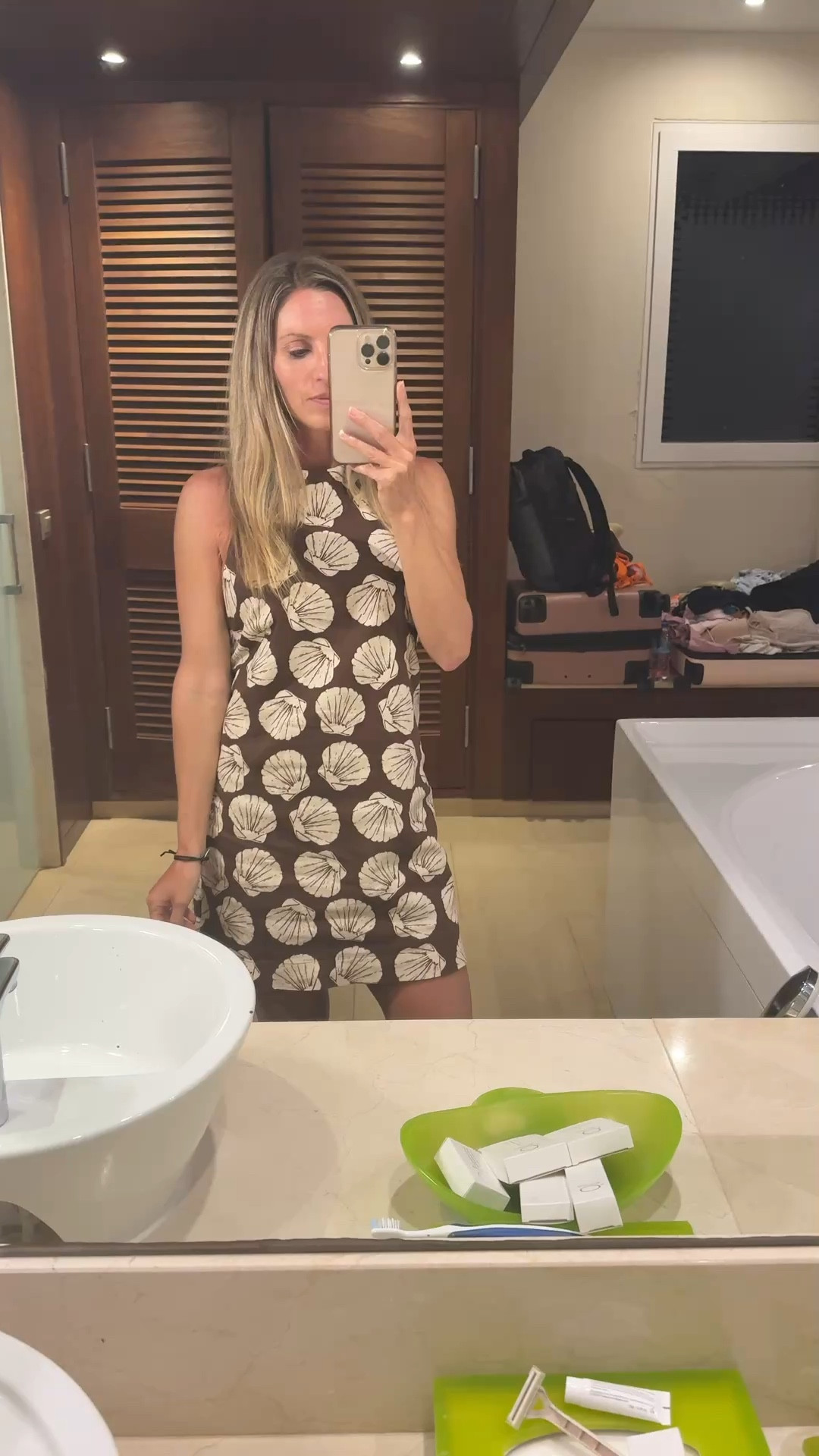 Vacation outfits , linen dress , mini dress , Abercrombie dress 

#LTKPetite #LTKSeasonal #LTKSaleAlert