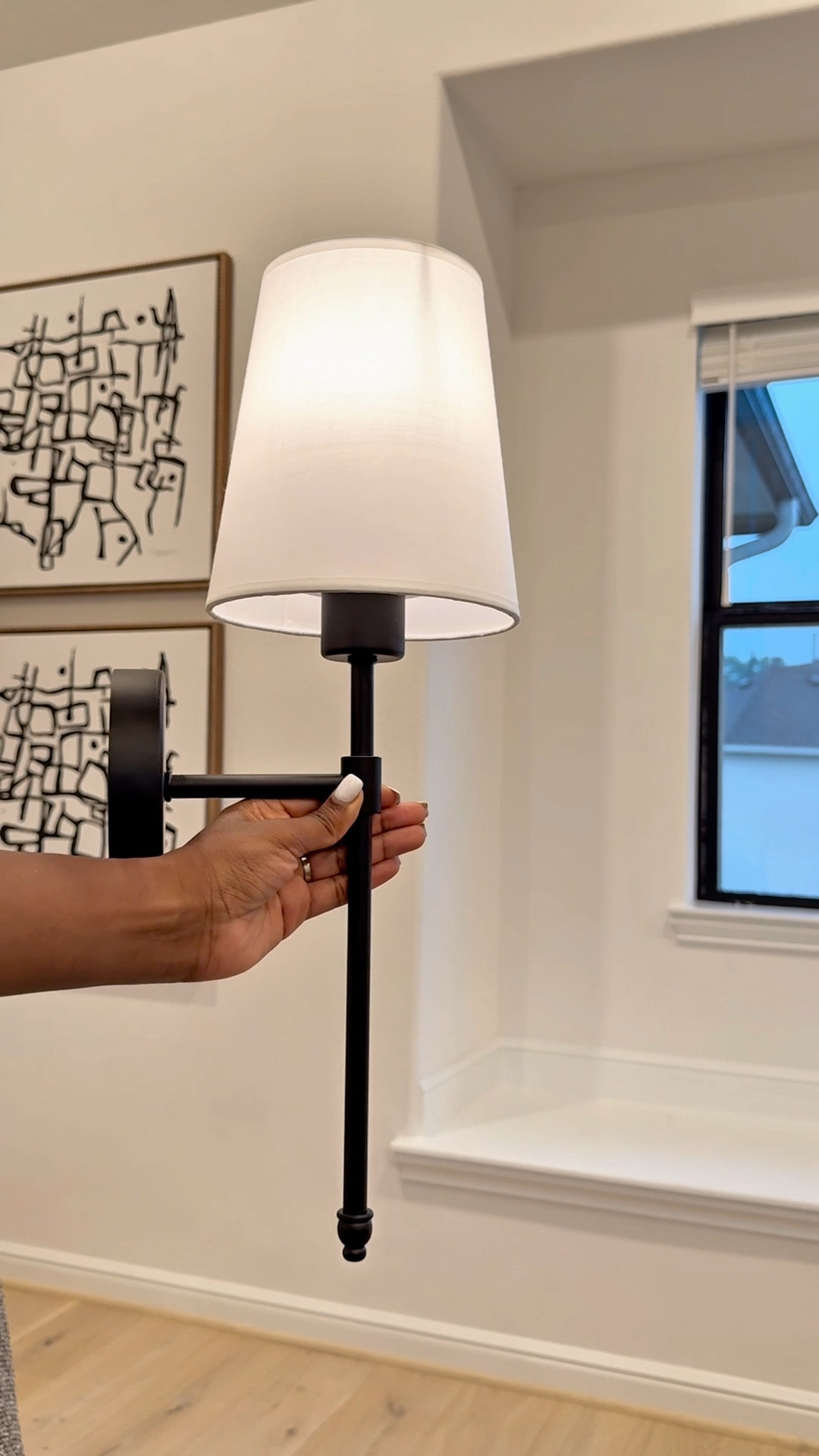 One of the easiest ways to add mood or ambient lighting to your home 

✨ These sconces let you brighten any space without hardwiring. They’re remote-controlled, color-changing, and perfect for kids’ rooms or cozy corners. 

Everything is linked for easy shopping—tap to shop!

#LTKHome #LTKStyleTip #LTKSaleAlert