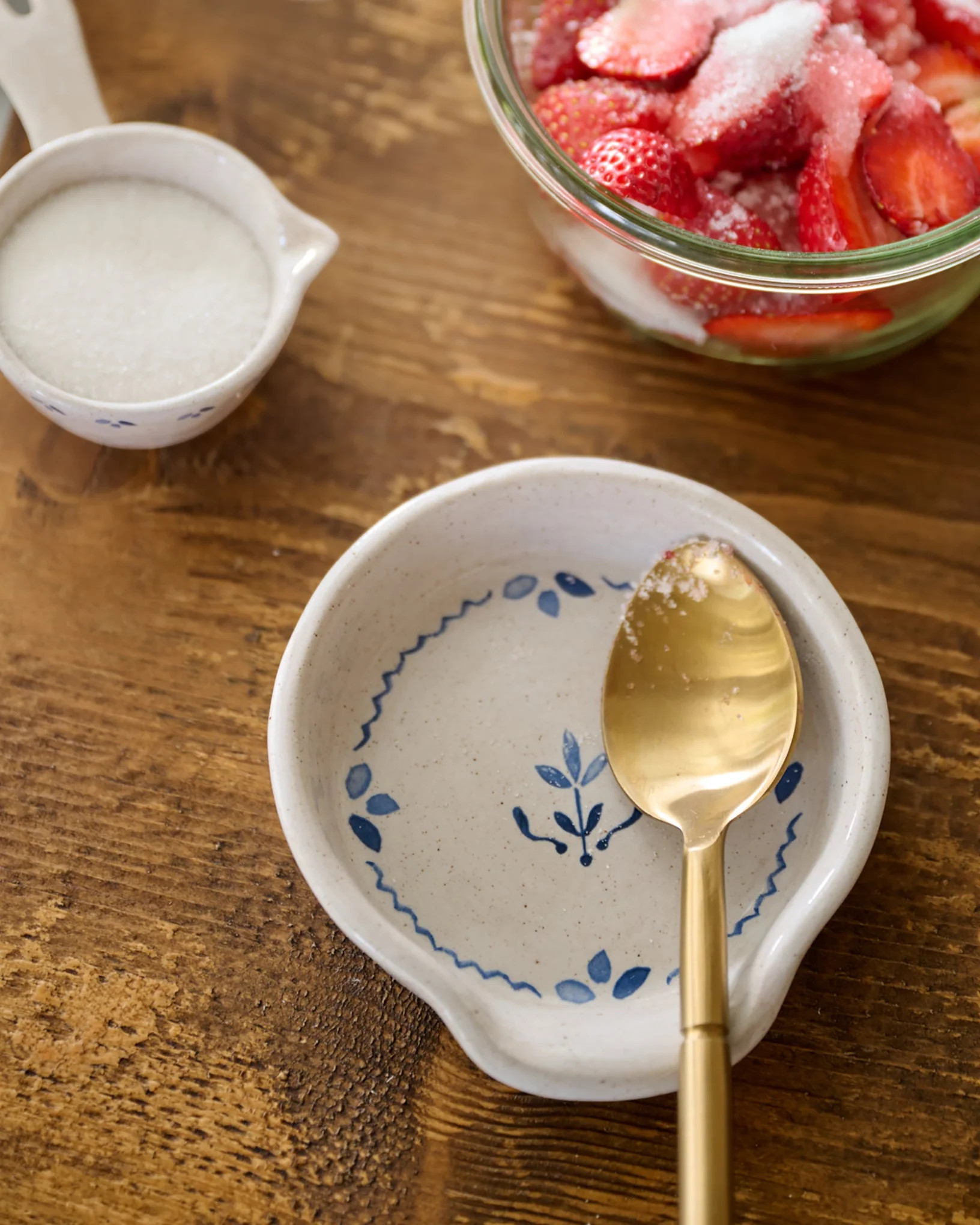 Juliet Ceramic Spoon Rest | Magnolia