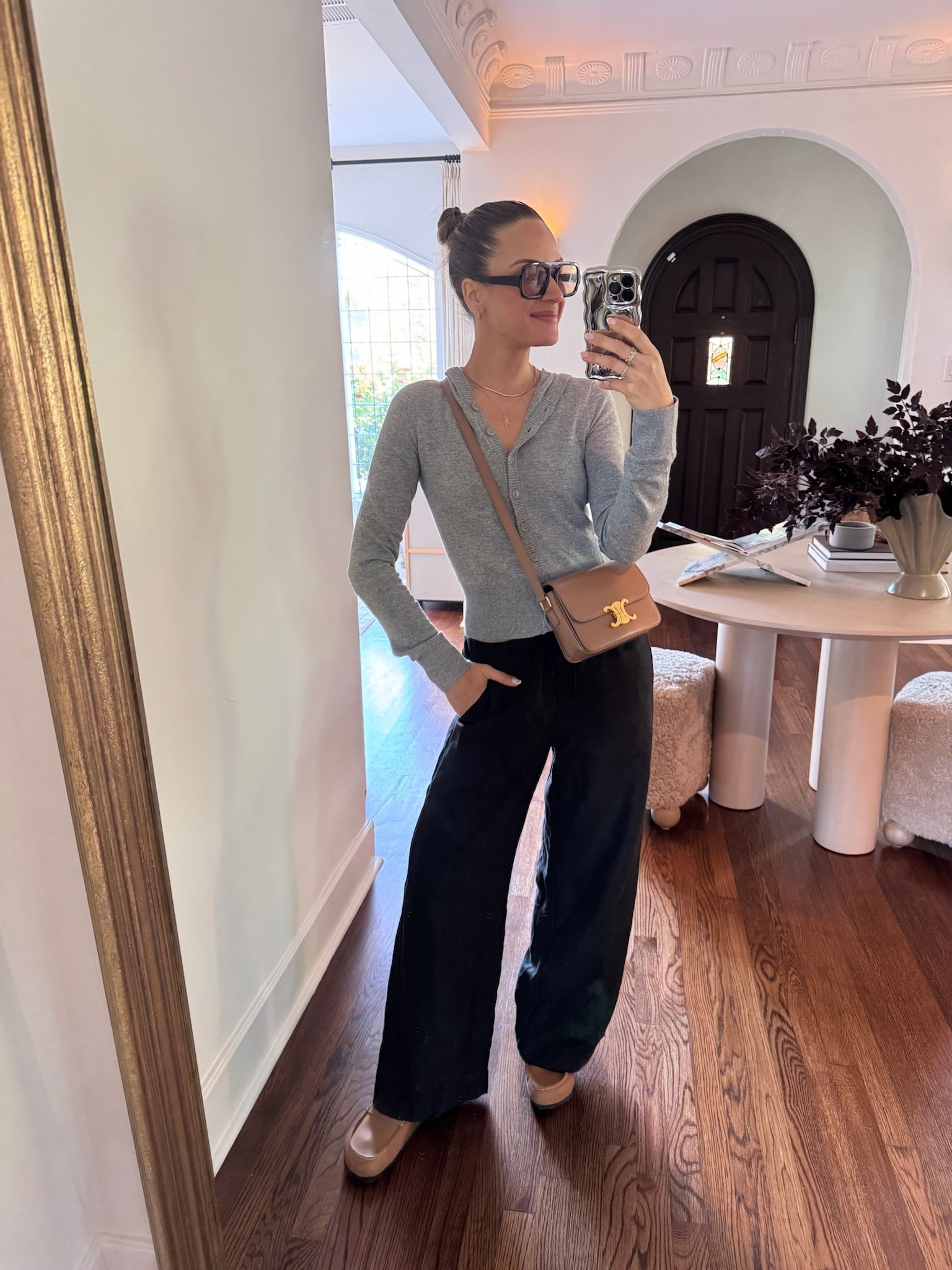 SCHOOL DROP OFF OUTFITS 🍎
Wearing a small in both



#LTKStyleTip #LTKShoeCrush #LTKItBag