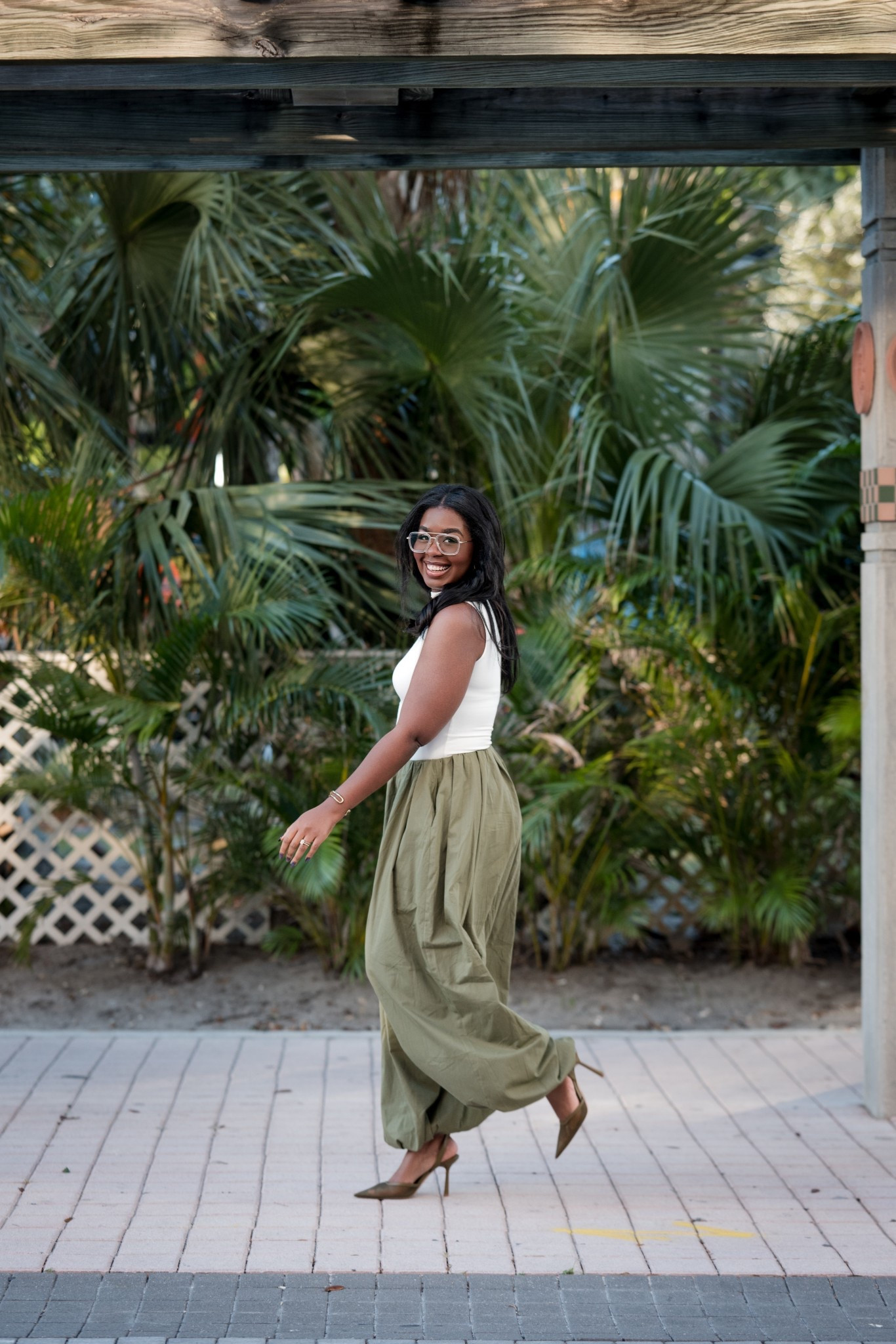 Casual fall outfit! Perfect for a night out with your girls or a date night. I love that I can mix and match these pieces 

#LTKFindsUnder100 #LTKBeauty #LTKMidsize