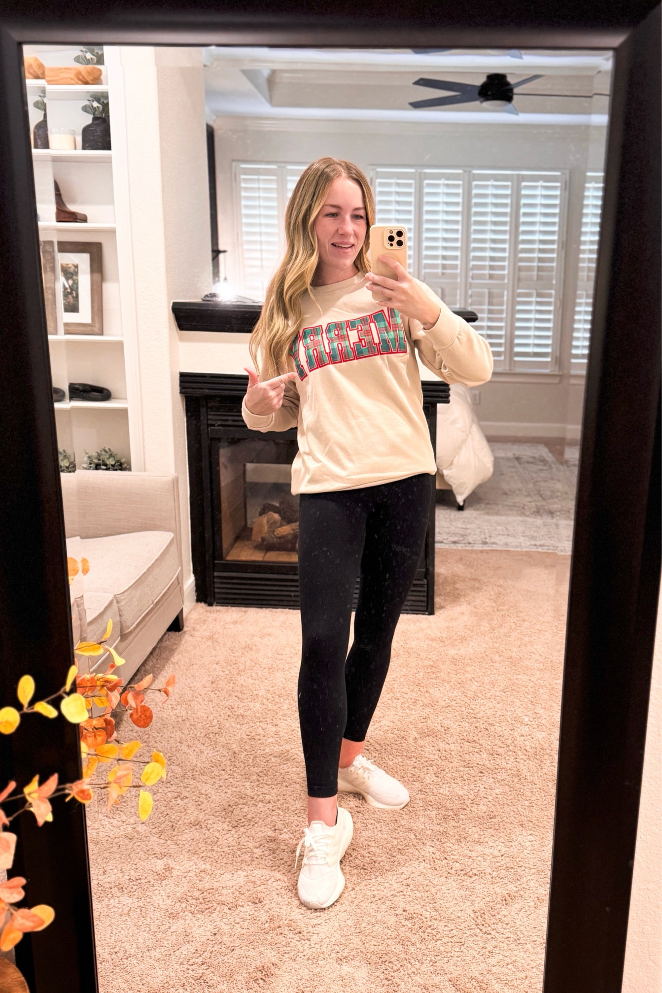 The best Christmas sweatshirt! 🎄🎅🏻

#LTKHoliday #LTKSeasonal #LTKStyleTip