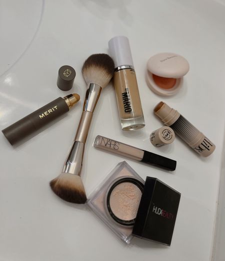 Recent makeup favs 💄💋🪞💕

#LTKGiftGuide #LTKFindsUnder50 #LTKBeauty