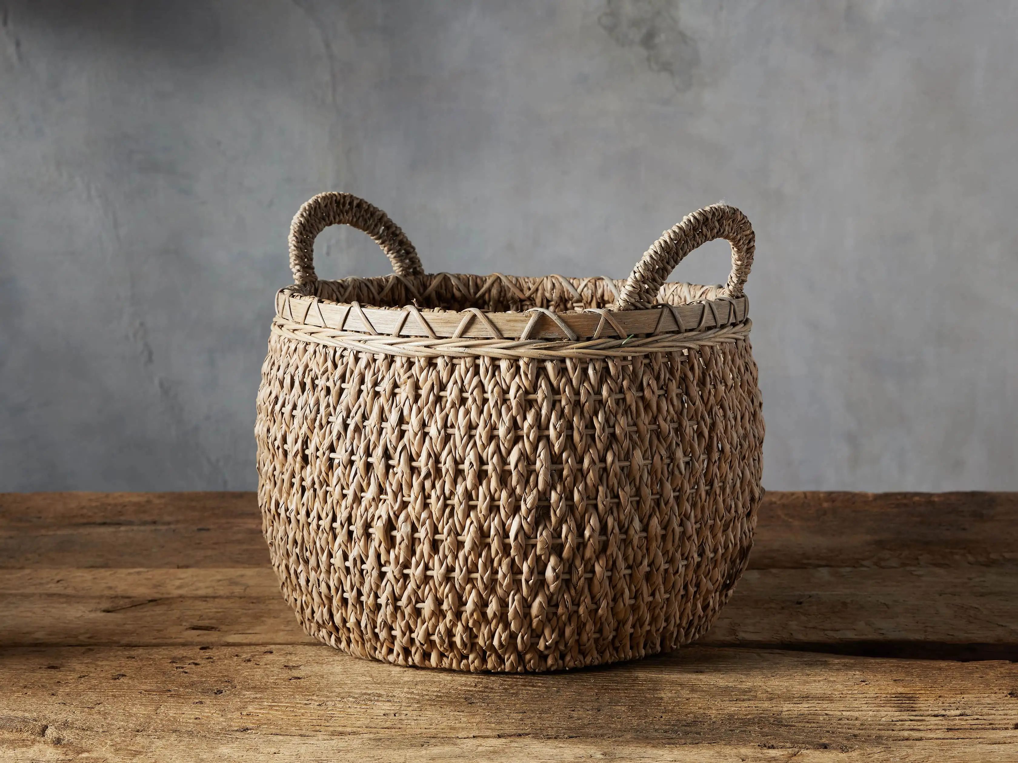 Round Entry Basket in Natural | Arhaus