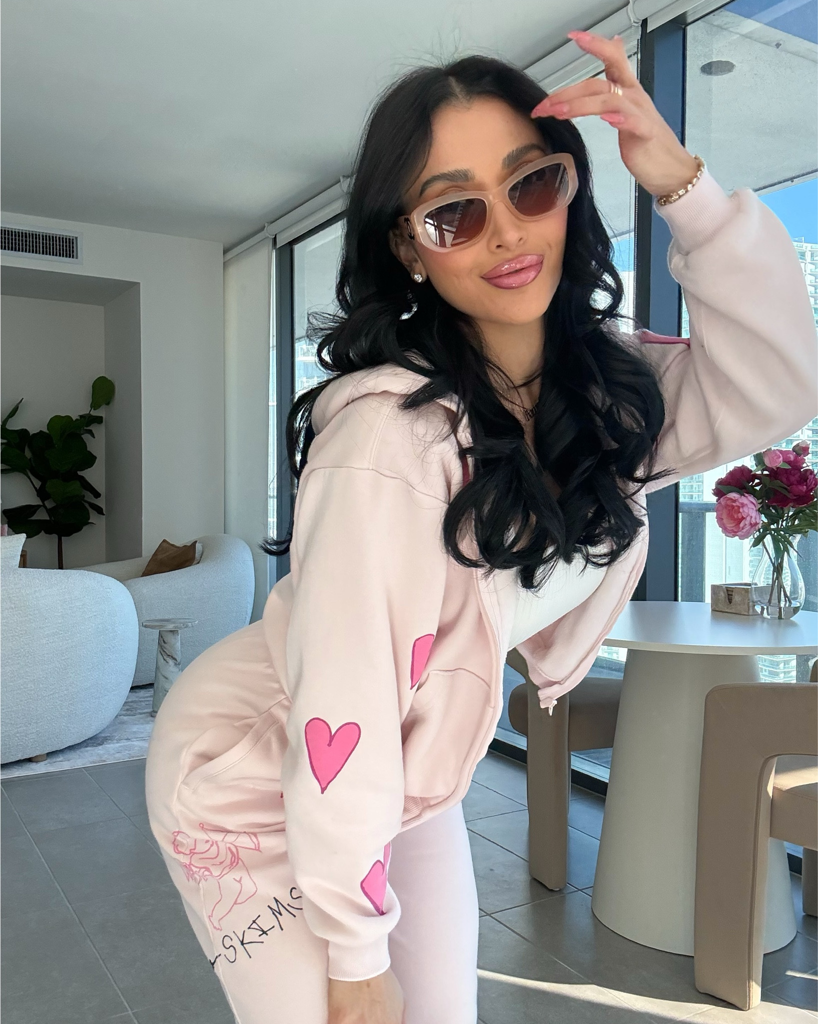 Vday lounge set. I’m a size xs sweater & sweats 💗 

#LTKootd #LTKgrwm #LTKValentine