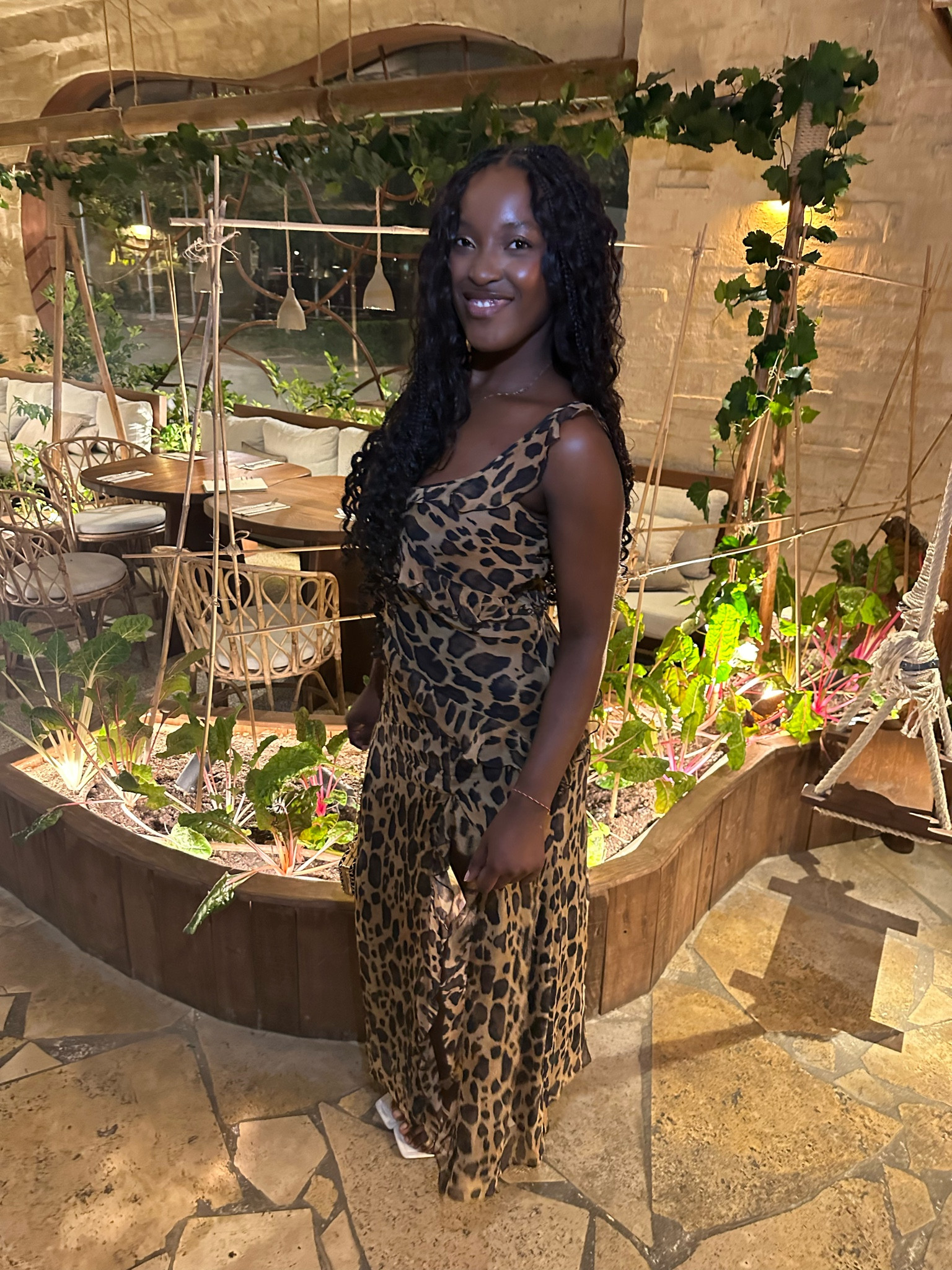 This dress is from Zara size S 
Leopard , print , Zara dress , Europe summer , LTK Spain , LTK Europe 

But I have found some similarities!! 

#LTKespana #LTKeurope #LTKsummer