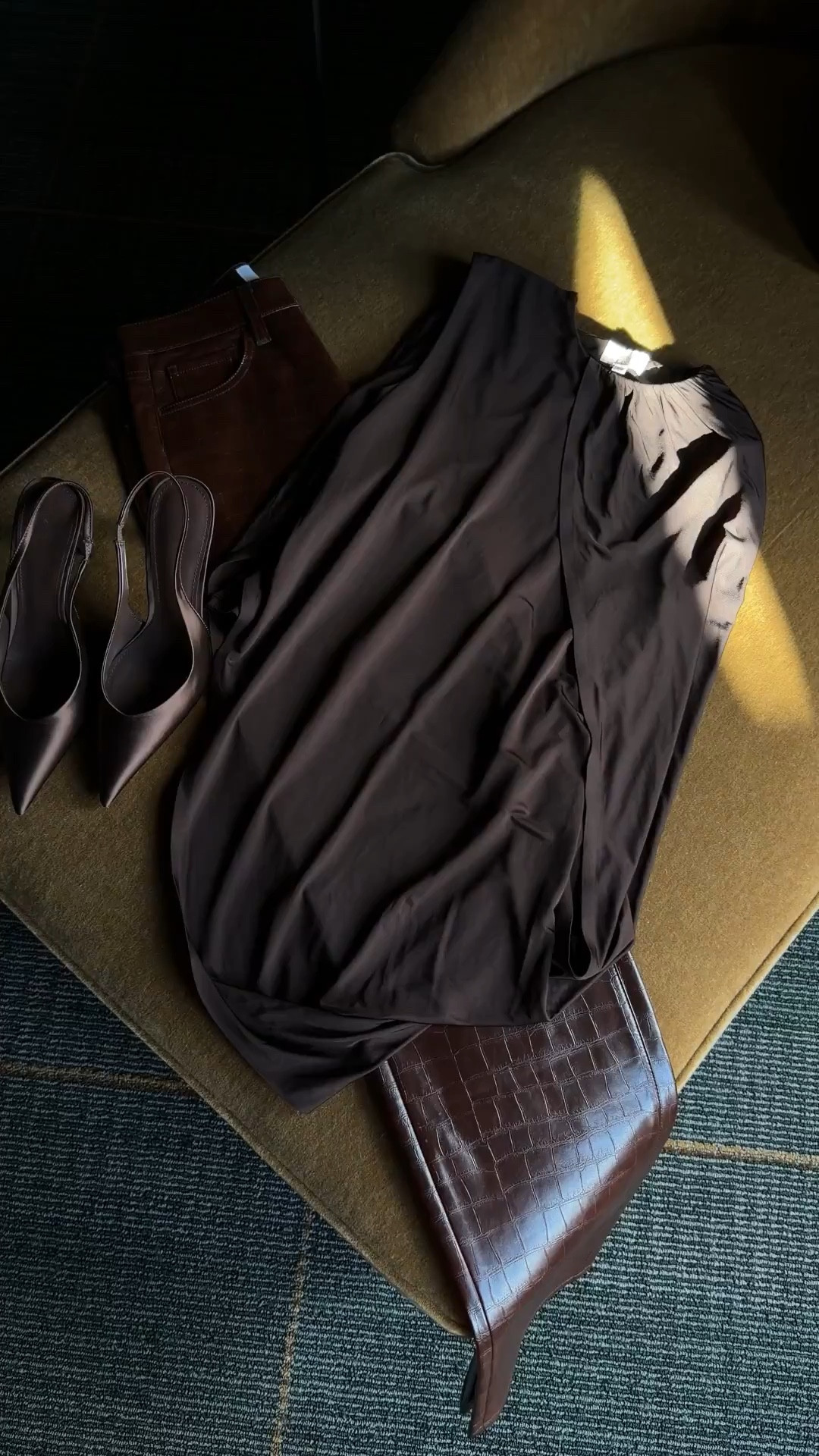 Lived this gorgeous monochrome outfit the other night! 




Brown, leather, monochrome, date night 

#LTKOver40 #LTKSeasonal #LTKootd