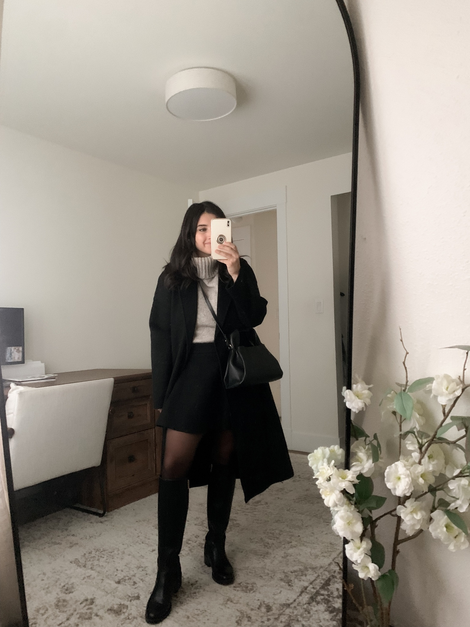 Cute and cozy fall outfit idea! 

#LTKfindsunder50 #LTKfindsunder100 #LTKsalealert