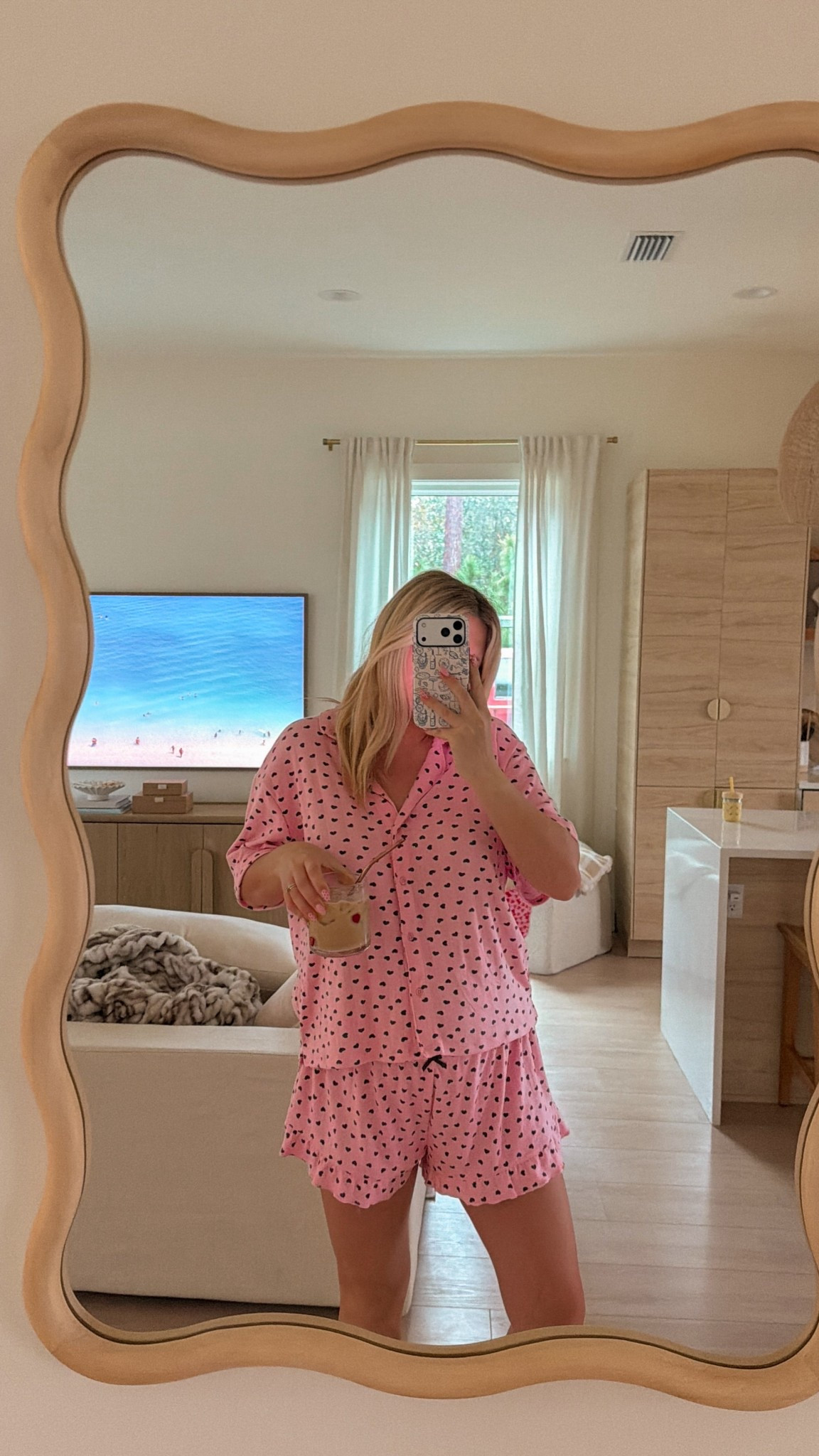 The cutest heart pjs from target for $25!!! Perfect for Valentine's Day 

#LTKValentine #LTKBump #LTKmorningroutine