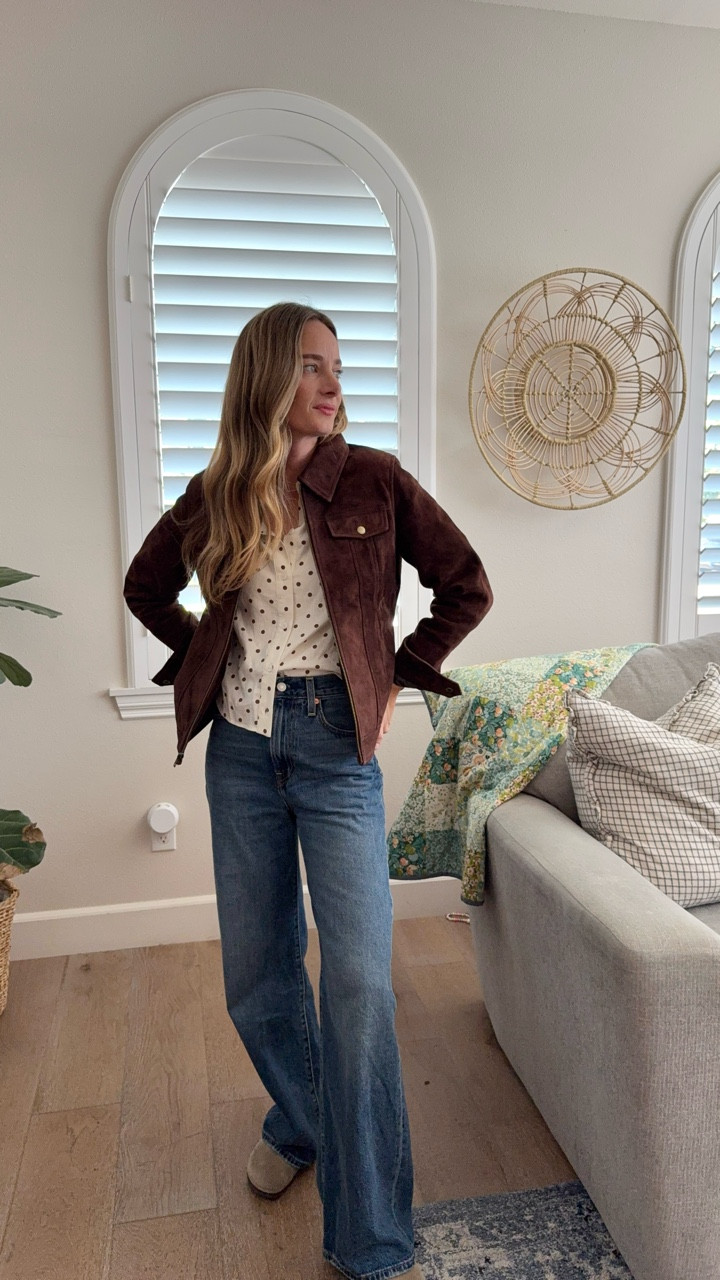 The perfect chocolate brown suede jacket for fall from @thejacketmaker. Use my code “sara10” for a discount! I’m wearing a size small in the Suzy Mocha Brown Trucker Jacket, made with real leather and a beautifully quilted lining, it’s so stunning! 🤎 Everything linked in my LTK, my shirt is from Zara recently. 

#thejacketmaker #suedejacket