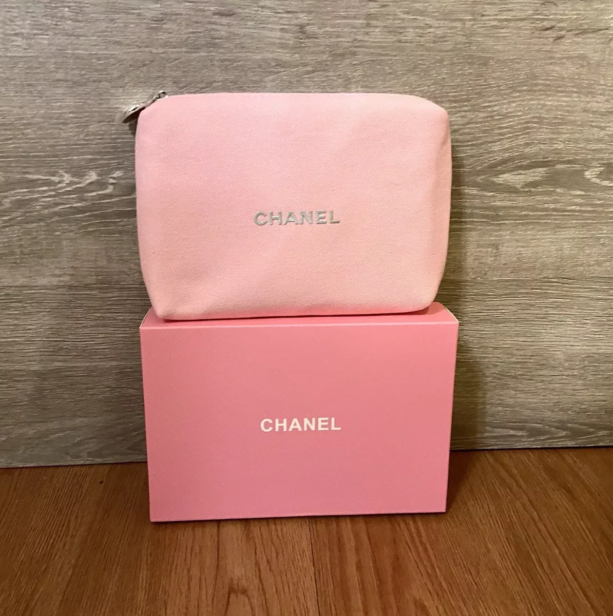 CHANEL Beauty Beige Cosmetic Bag Makeup Pouch VIP GIFT New, no box