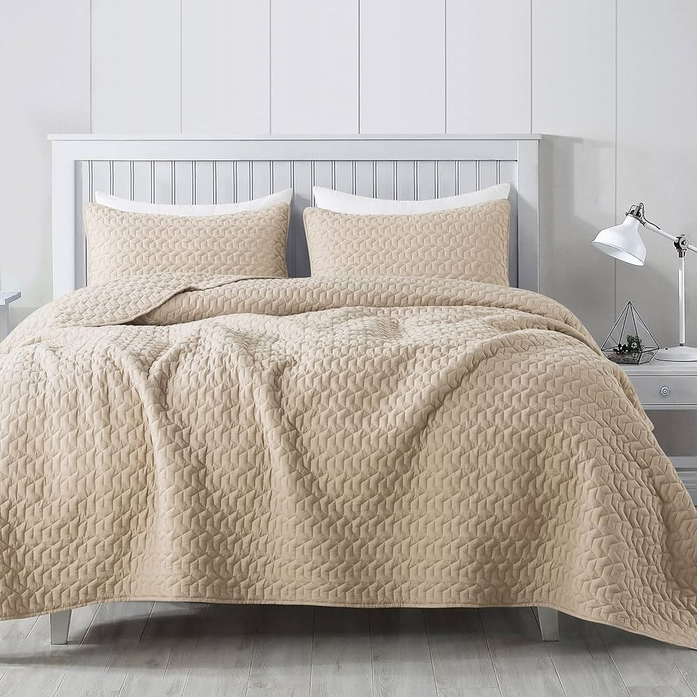 R.SHARE Beige Quilt Queen Size Bedding Sets with Pillow Shams, Tan Cream Lightweight Soft Bedspre... | Amazon (CA)
