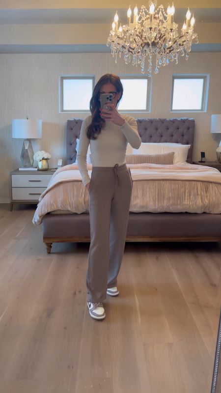 ARITZIA | Wafflex Pants
Midrise thermal pant with a straight leg. Perfect for lounging around the house or a casual outfit to run errands.  

Athleisure. Jogger. Fitness. Casual outfit. Leggings. Cold weather clothing. Neutral style. Neutral fashion.  

#LTKVideo #LTKstyletip