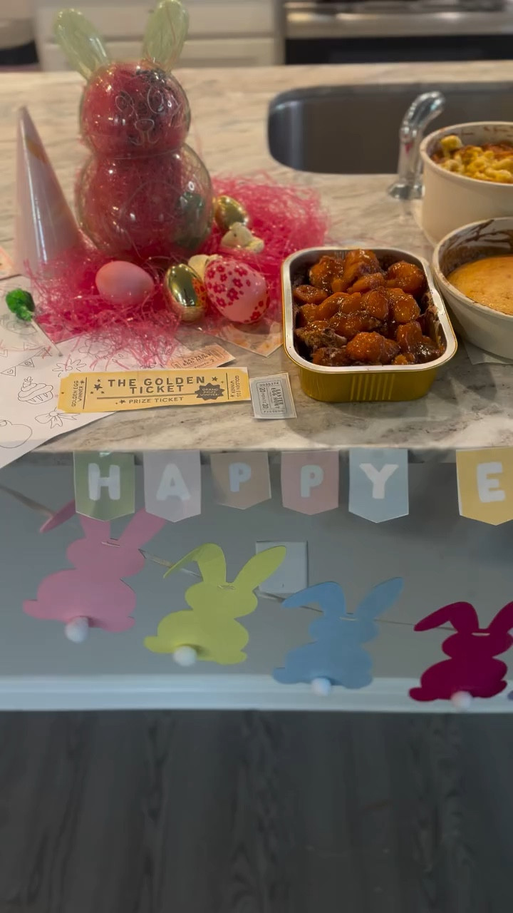 Easter at home but make it cute 🐰💐✨
That’s it. That’s the post 🤍
(Frying the chicken in a bit to complete this Easter meal 🐣)

Featuring: @the.lettervee they have the cutest printable and they brought my Easter layout to life!