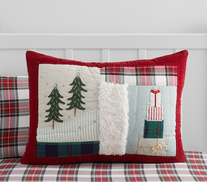 Heritage Santa Quilt & Shams | Pottery Barn Kids