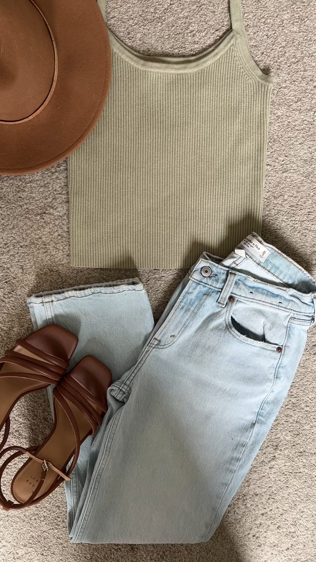 A cute Spring outfit  💐🌼🌷🌿✨

#LTKSeasonal #LTKfindsunder100 #LTKstyletip