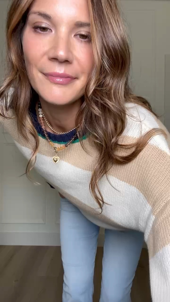 This striped sweater has just enough color to make a neutral fall outfit more interesting. I love the relaxed fit with light wash denim for an everyday look that still feels pulled together.

Striped sweater, Fall sweater, Neutral sweater, Tall girl fashion, Tall friendly clothing, Light wash jeans, Long length jeans, Fall outfit ideas, Sweater and jeans outfit, Casual fall style, Everyday fall outfit, StangandCo