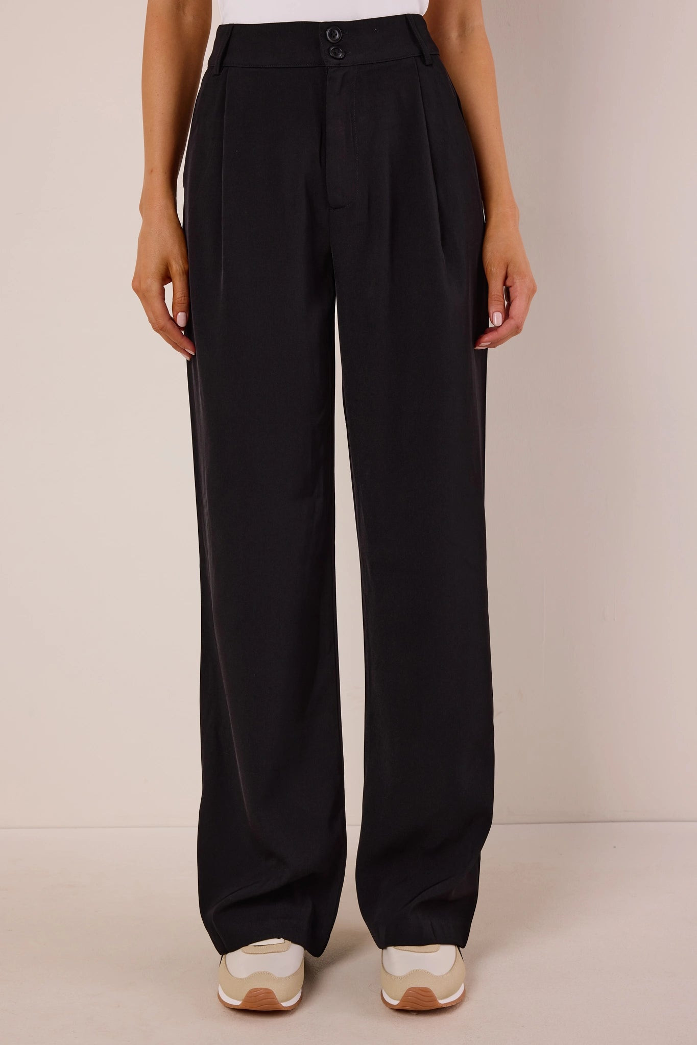 Antoinette Black Wide Leg Pants | Avara
