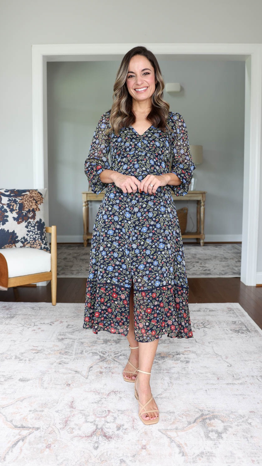 A petite-friendly fall dress from @kohls  you can wear with ballet flats and heels now and knee high boots later! 

Dress: petite xs 

#kohlspartner #kohls #kohlsfinds

#LTKPetite