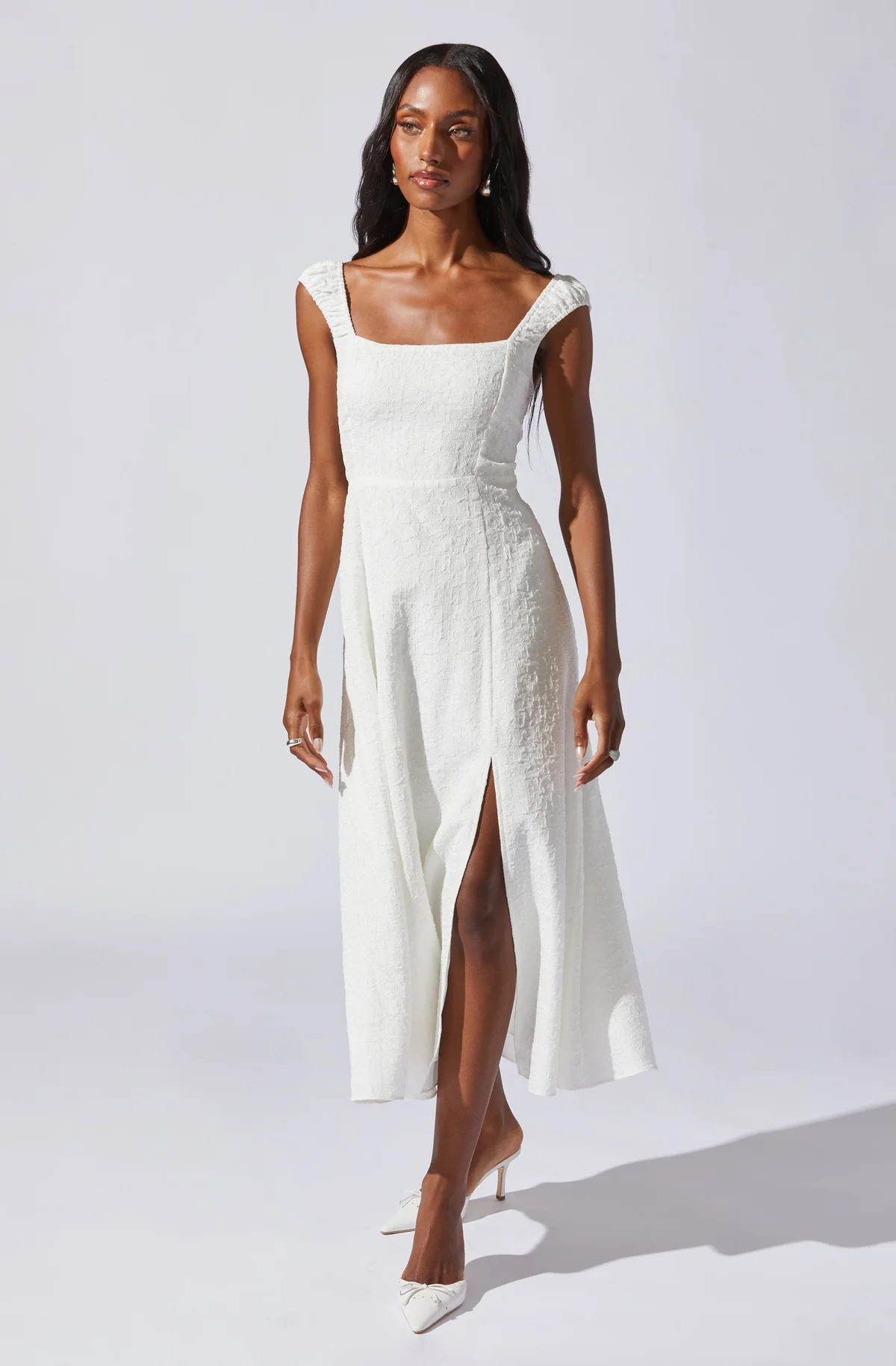 Crinkle Shoulder Midi Dress - Blue / XS | ASTR The Label (US)