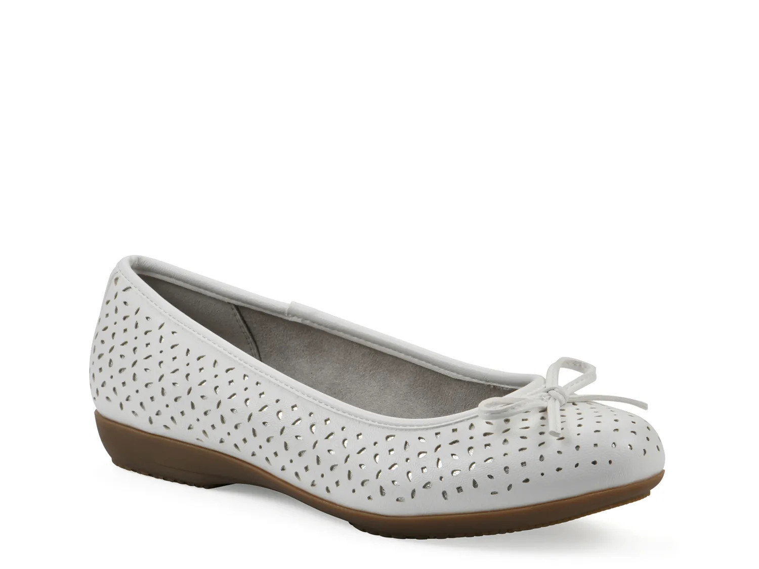 Cliffs by White Mountain Chelby Ballet Flat | Women's | White | Size 9.5 | Flats | DSW