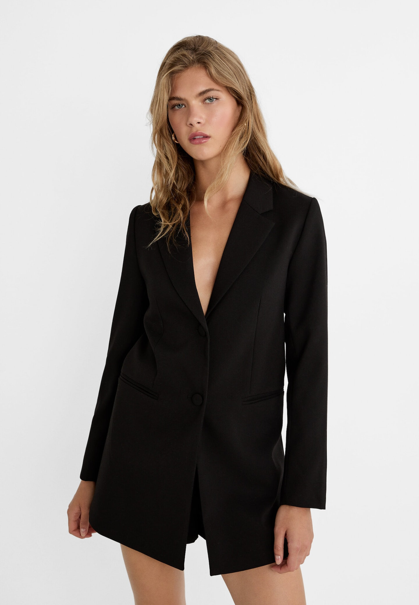 Kurzer Jumpsuit mit Rückenausschnitt | Stradivarius DE