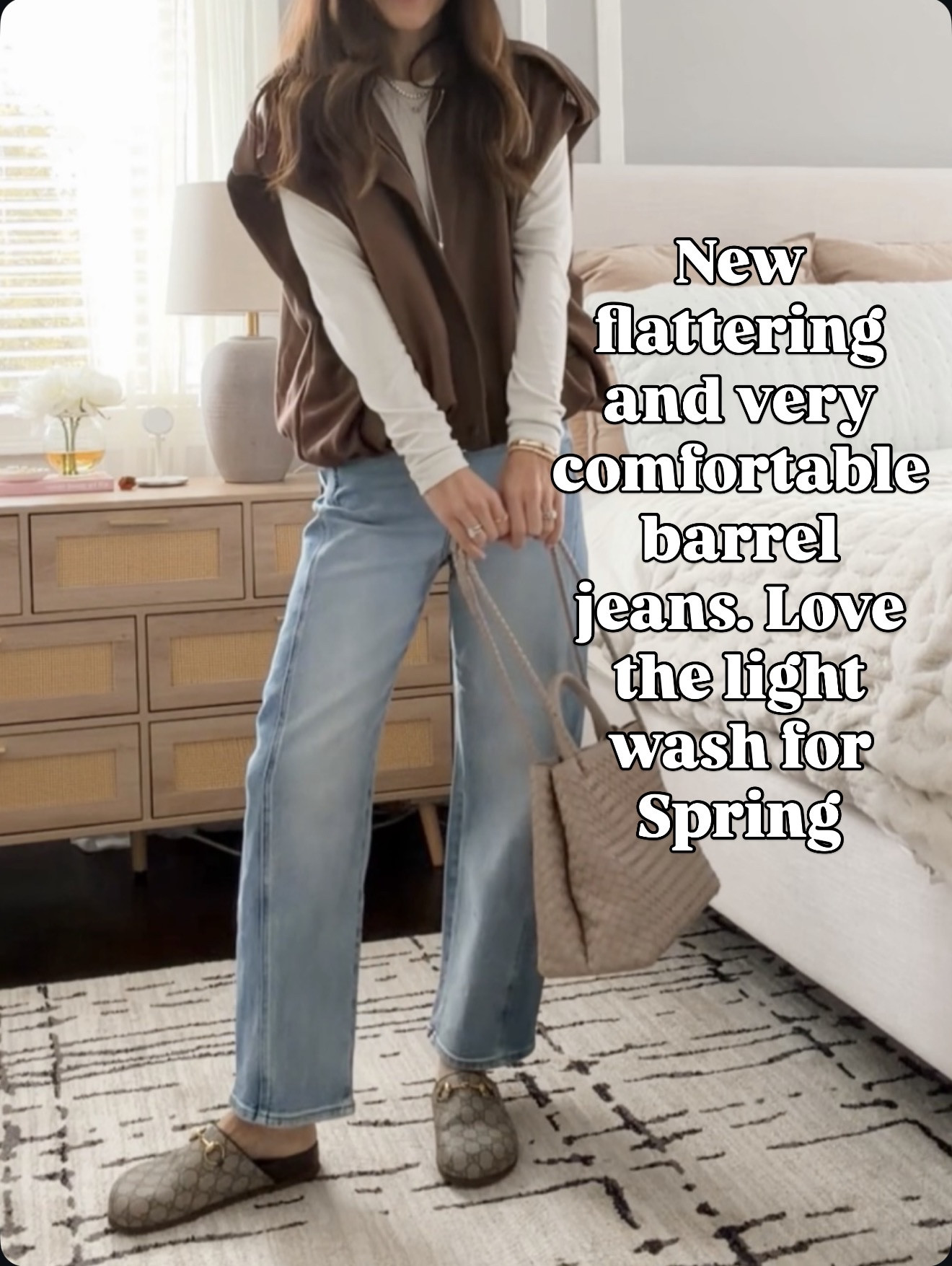 These barrel jeans are surprisingly flattering and SO comfy 🙌 🔗⬇️wearing size 24 

#LTKSeasonal #LTKOver40 #LTKootd