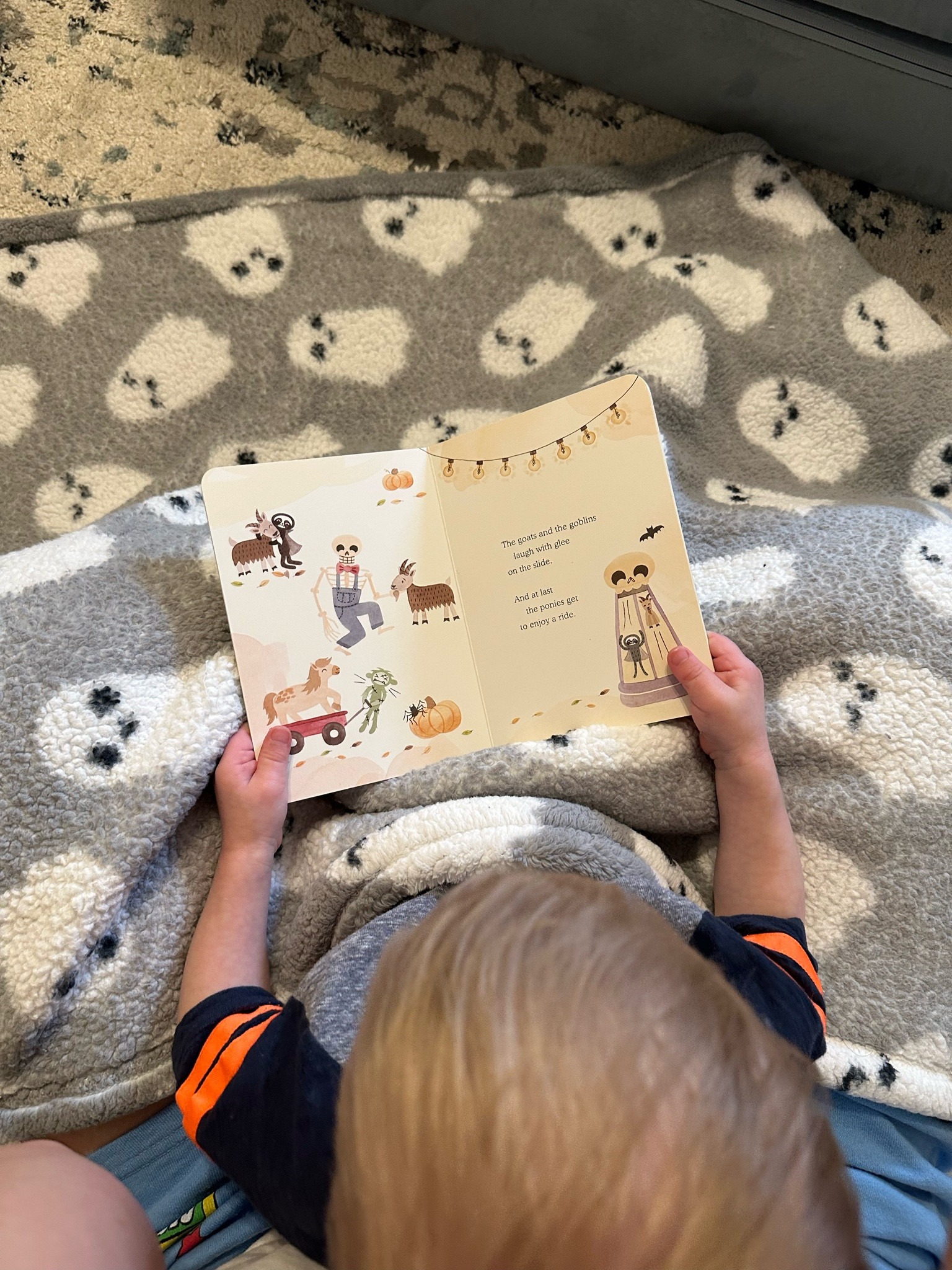 Reading Mr. Bones book from Slumberkins with Mom 

Use my code KKLEAGH for 15% off your first purchase on Slumberkins.

#LTKkids #LTKHalloween #LTKfamily