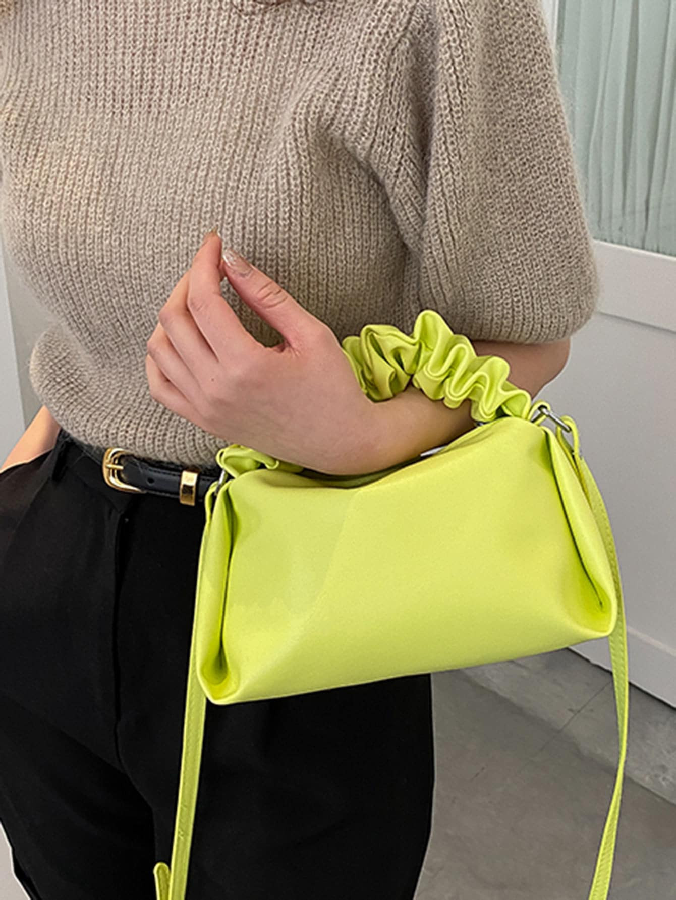 Minimalist Ruched Detail Bucket Bag | SHEIN