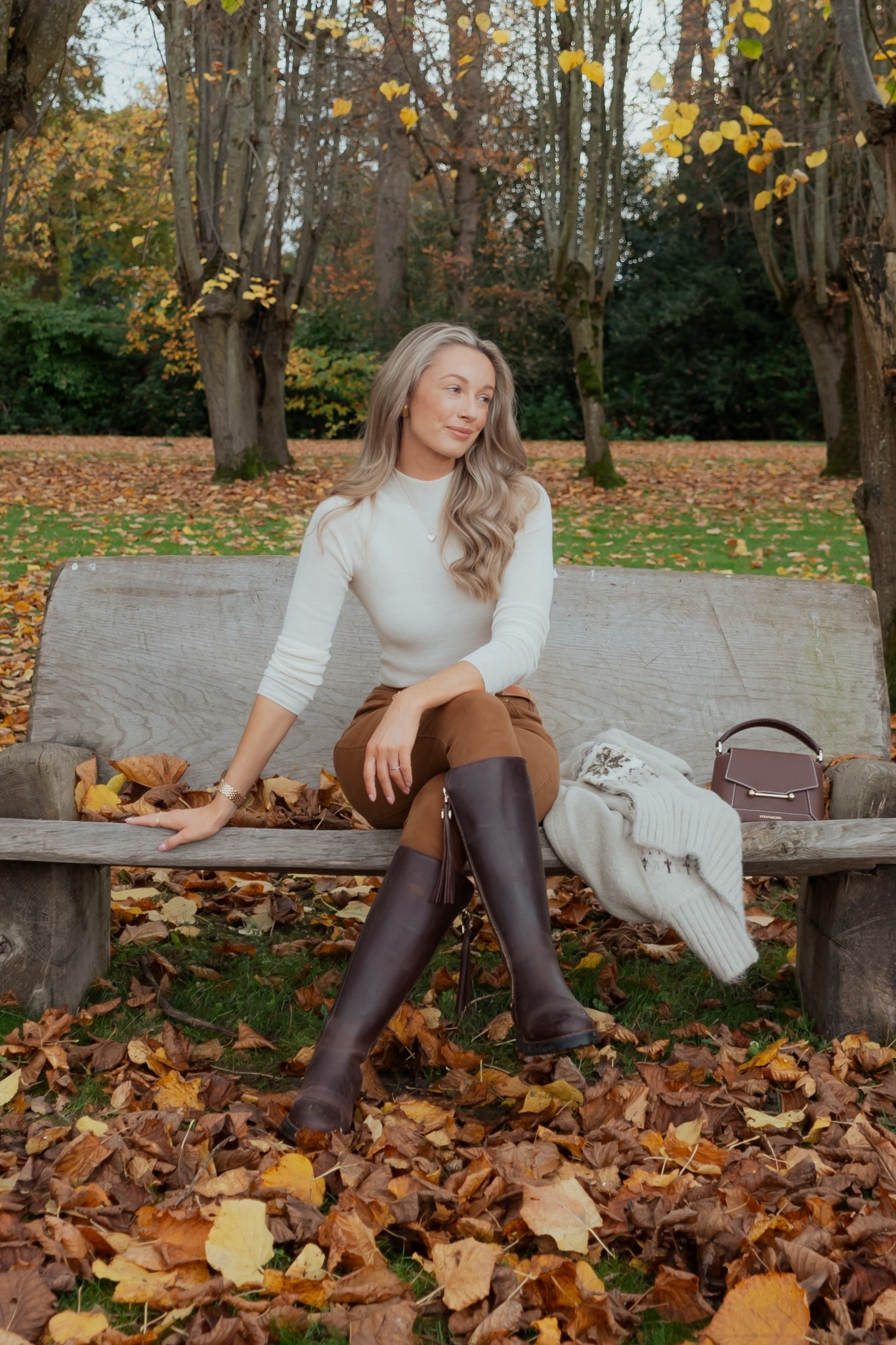 The perfect everyday country outfit 🍂 Elevated basics, wardrobe essentials. Luxury handbag 🫶🏼

#LTKautumn #LTKeurope #LTKuk