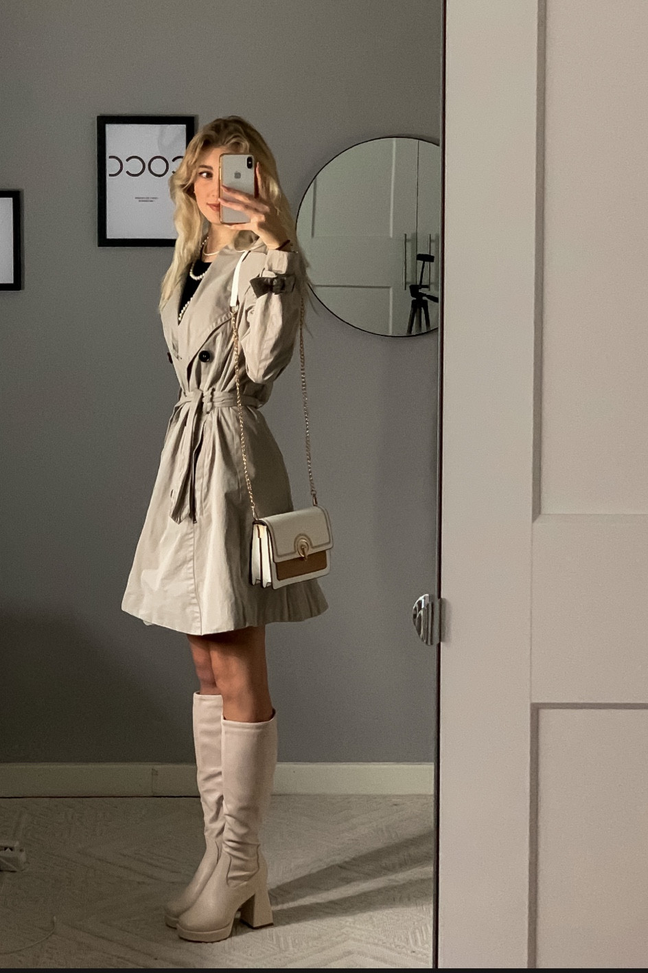 beige trench coat, white platform 


#LTKstyletip #LTKFind #LTKshoecrush