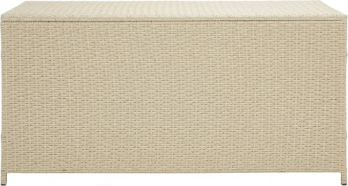 Amazon.com: SAFAVIEH Outdoor Collection Oliveira Beige/White Cushion Box : Patio, Lawn & Garden | Amazon (US)