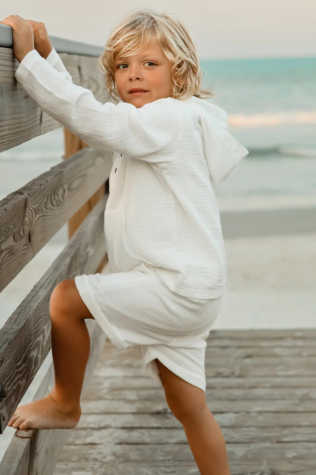 Knox Muslin Hoodie (white) | INDIE BLUE