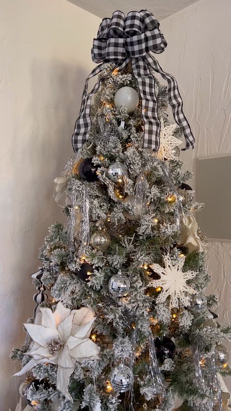 Christmas tree, artificial Christmas tree, king of Christmas, Christmas decor

#LTKSeasonal #LTKHoliday #LTKhome