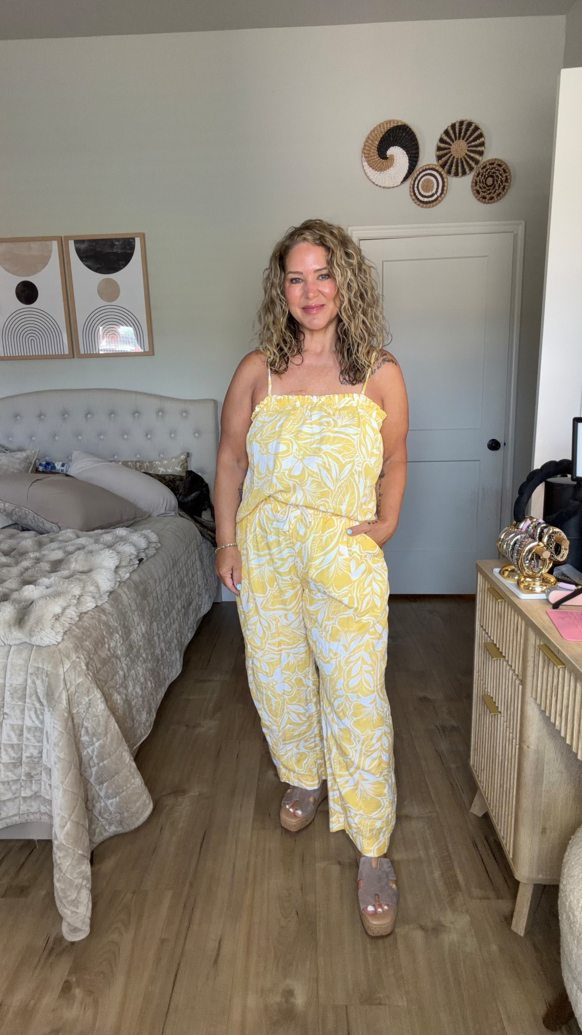 Size large top
Size large petite pants 
Shoes tts 

#LTKOver40 #LTKMidsize #LTKPetite